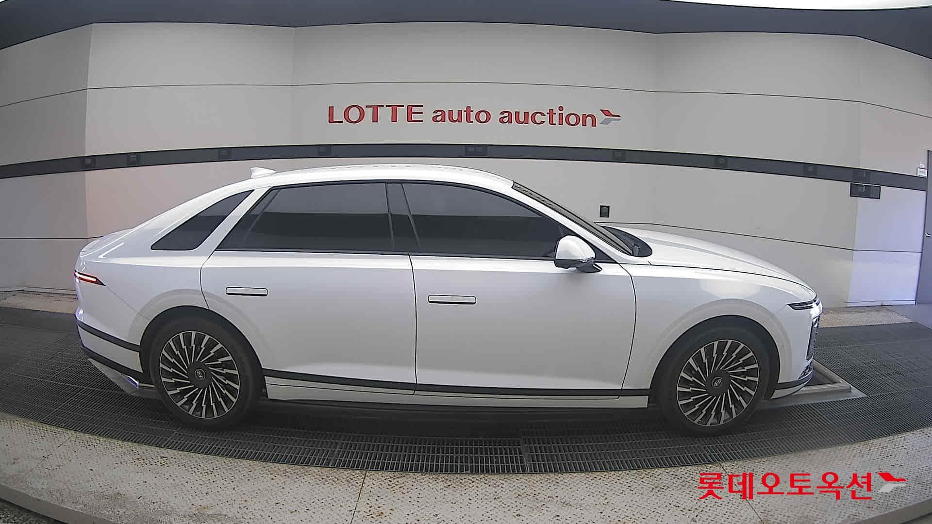 هيونداي - جرانديور (أزيرا) | GN7 (H)1.6T 2WD AT 16