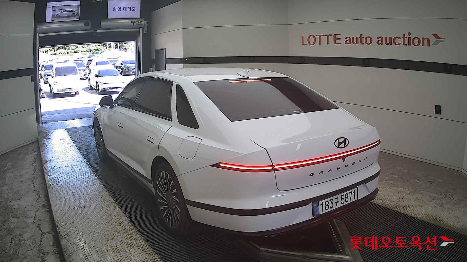 هيونداي - جرانديور (أزيرا) | GN7 (H)1.6T 2WD AT 9