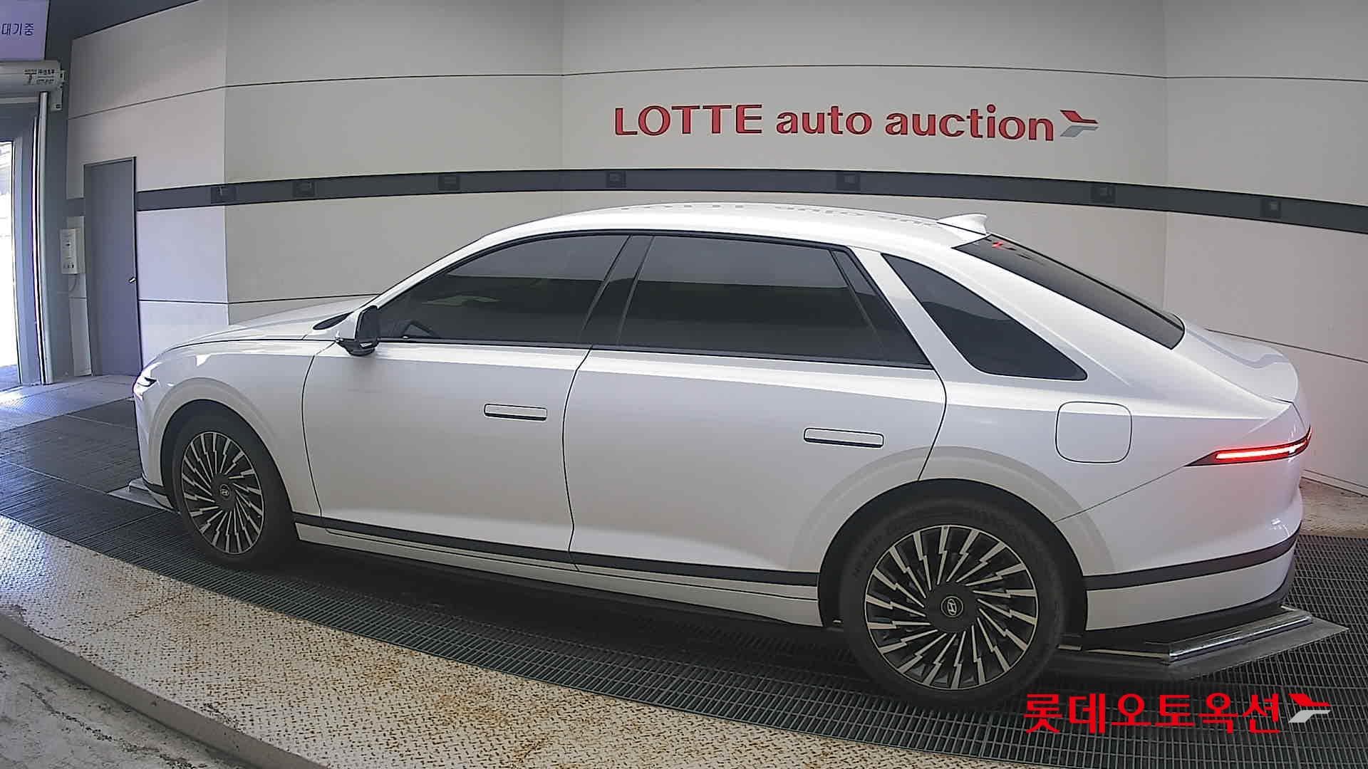 هيونداي - جرانديور (أزيرا) | GN7 (H)1.6T 2WD AT 7
