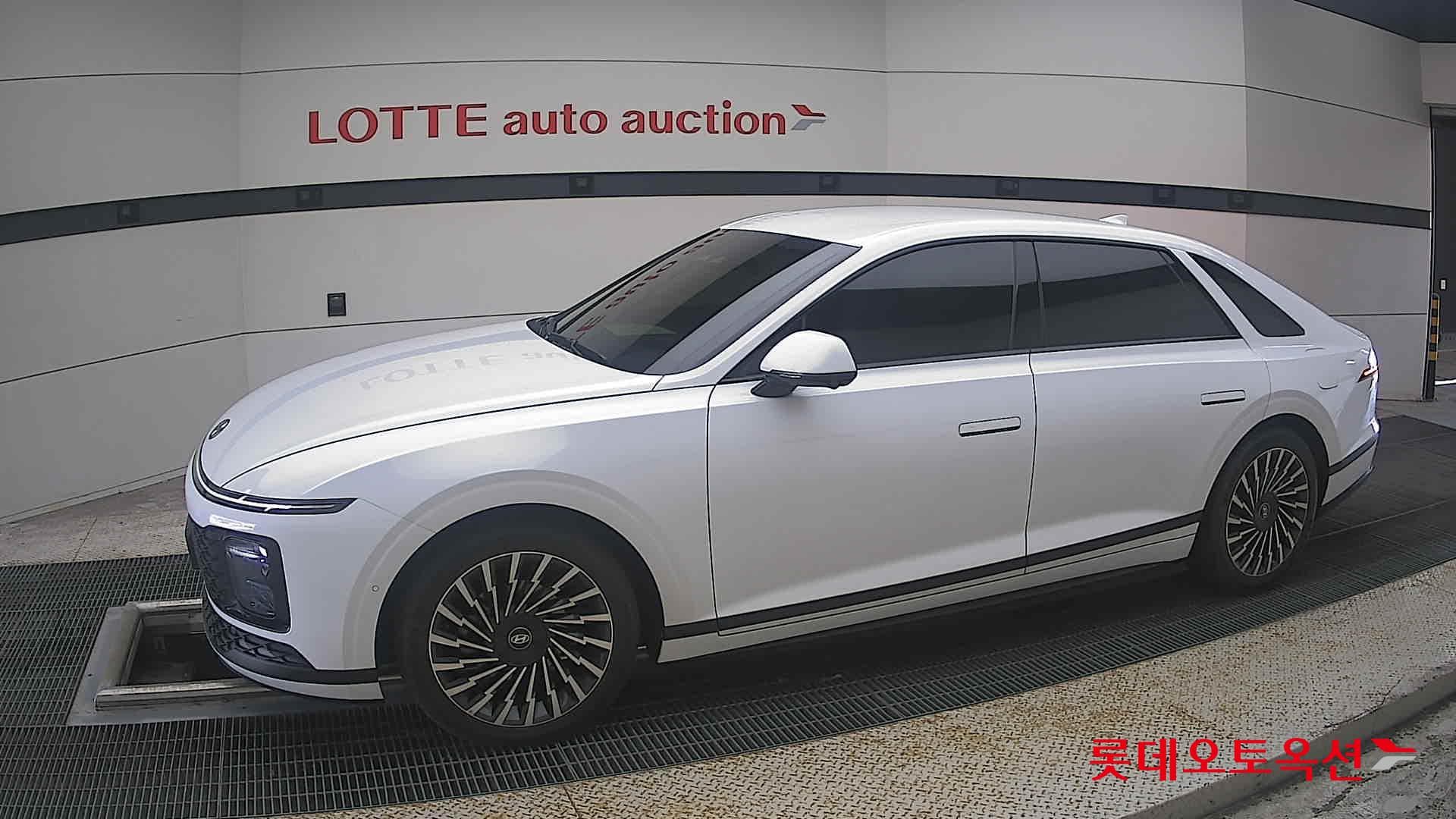 هيونداي - جرانديور (أزيرا) | GN7 (H)1.6T 2WD AT 5