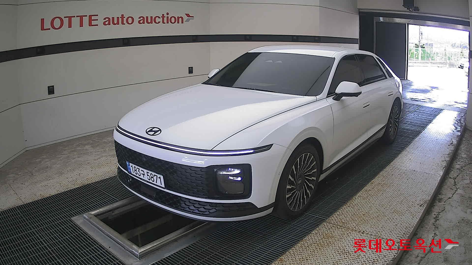 هيونداي - جرانديور (أزيرا) | GN7 (H)1.6T 2WD AT 3