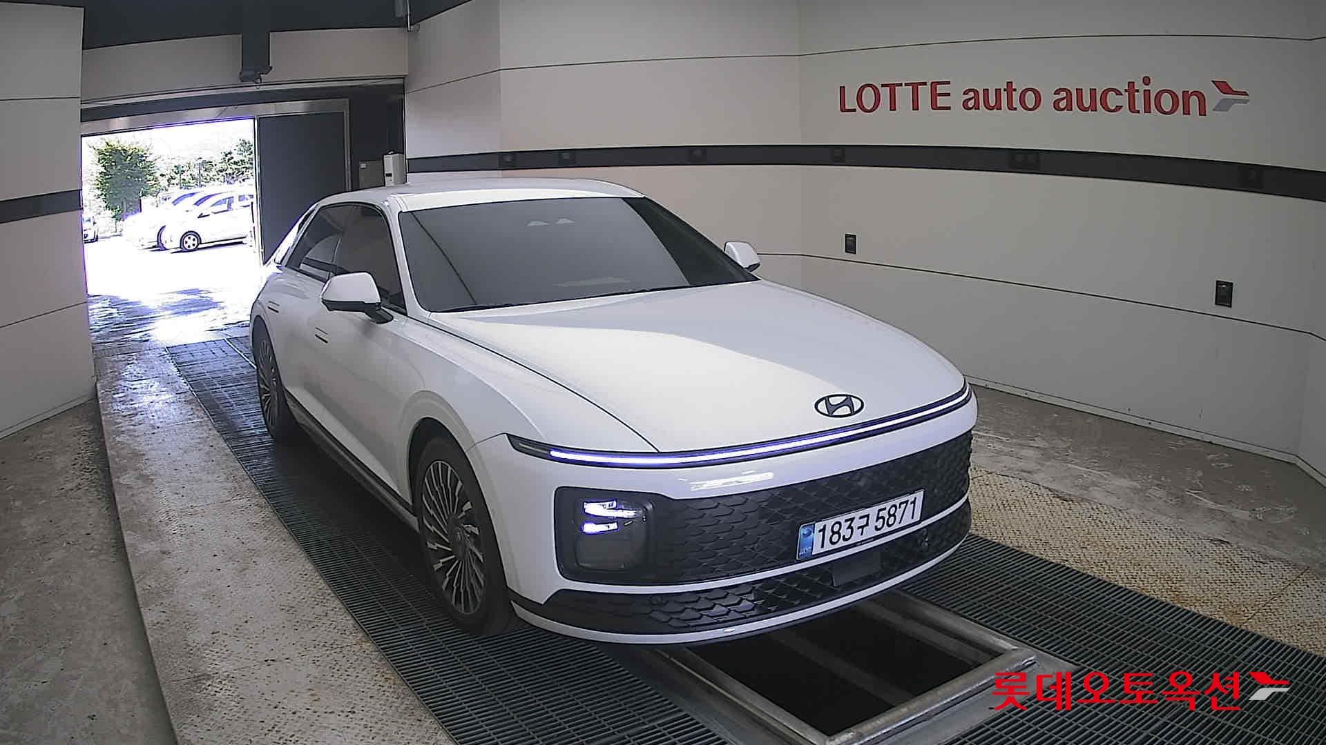 هيونداي - جرانديور (أزيرا) | GN7 (H)1.6T 2WD AT 20