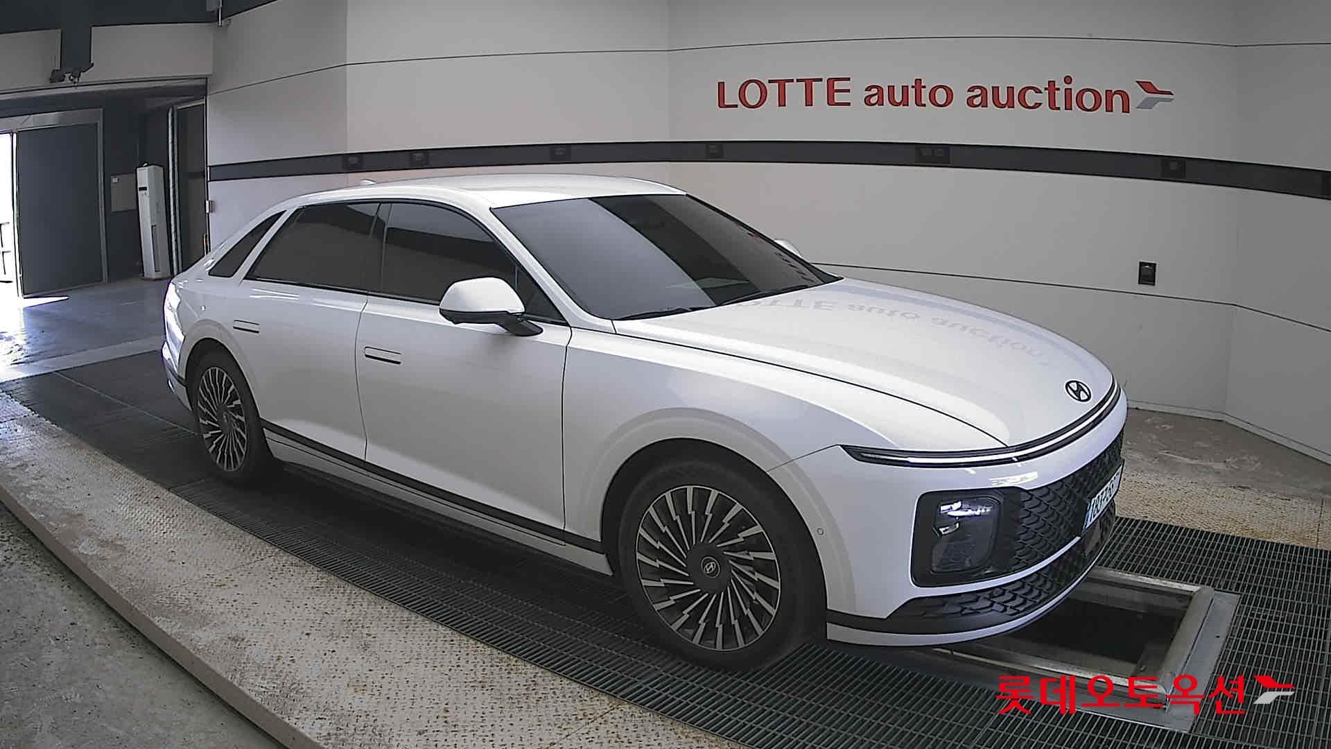 هيونداي - جرانديور (أزيرا) | GN7 (H)1.6T 2WD AT 18