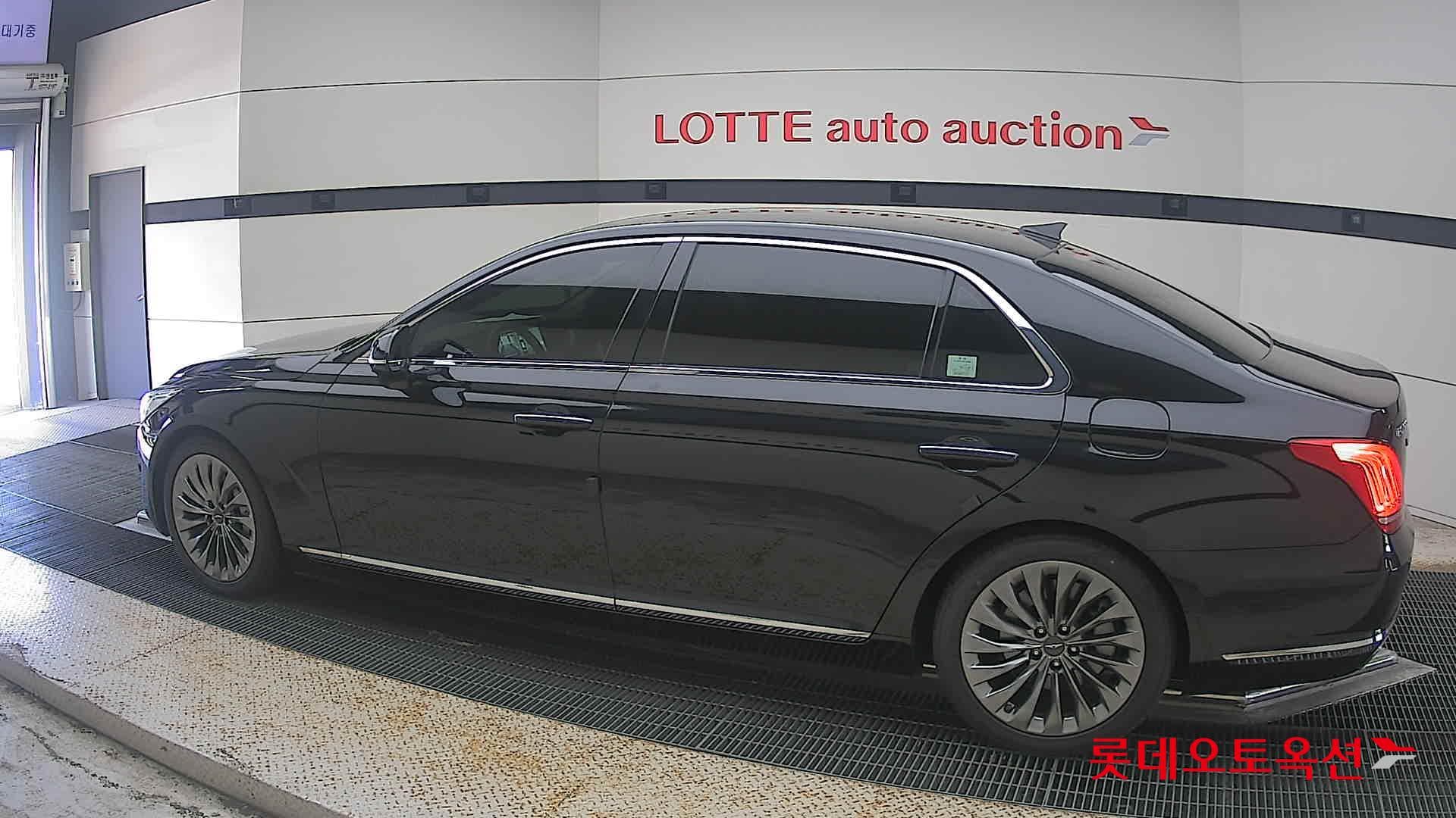 جينيسيس - EQ900 | (G) 3.8 PREMIUM LUXURY 7