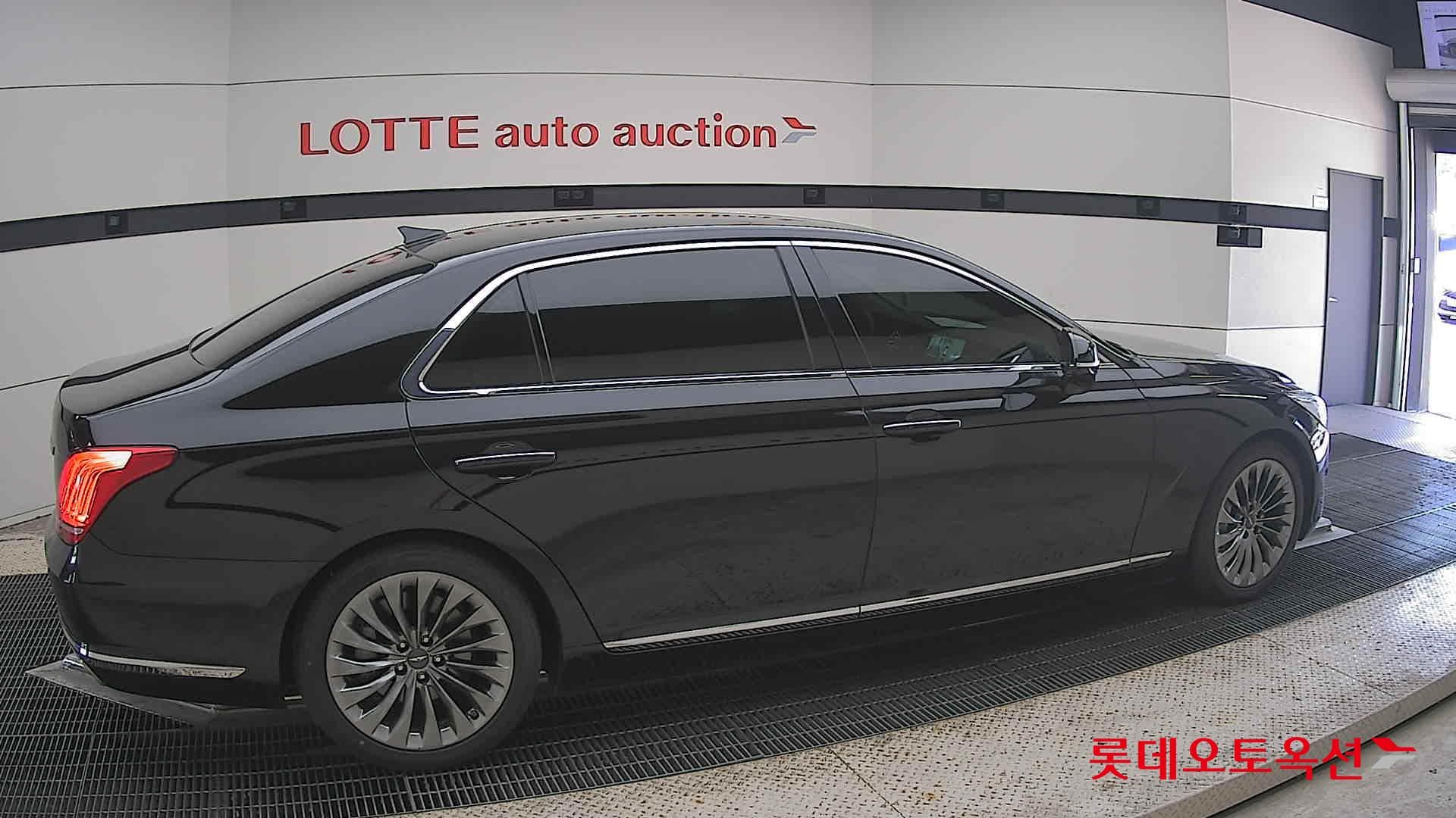 جينيسيس - EQ900 | (G) 3.8 PREMIUM LUXURY 15