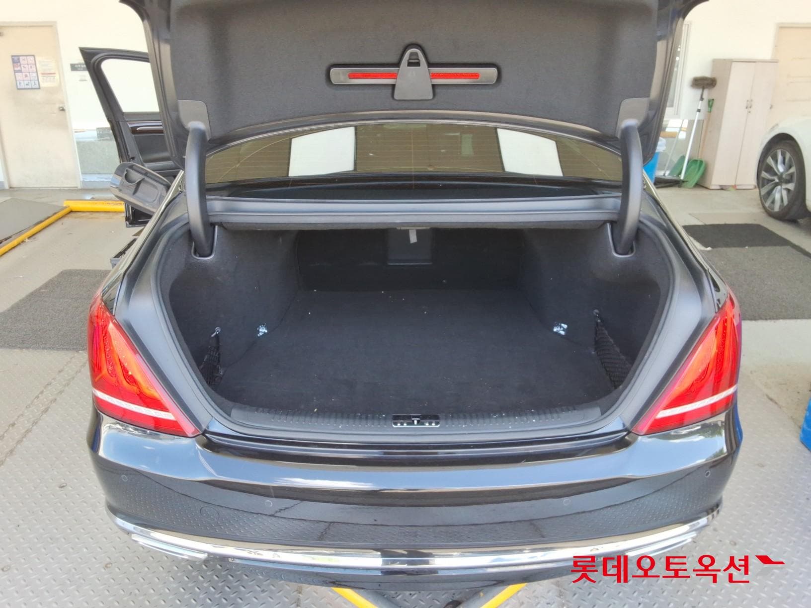 جينيسيس - EQ900 | (G) 3.8 PREMIUM LUXURY 38