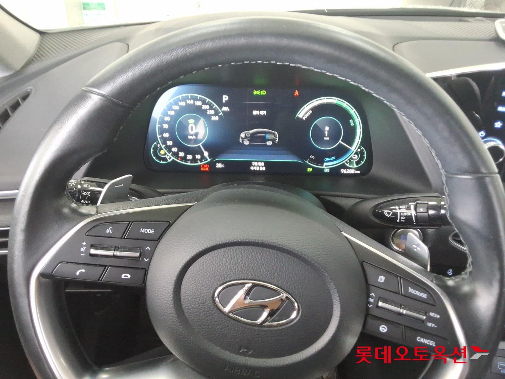 Hyundai - Sonata | DN8 (H) 2.0 Premium Plus 29