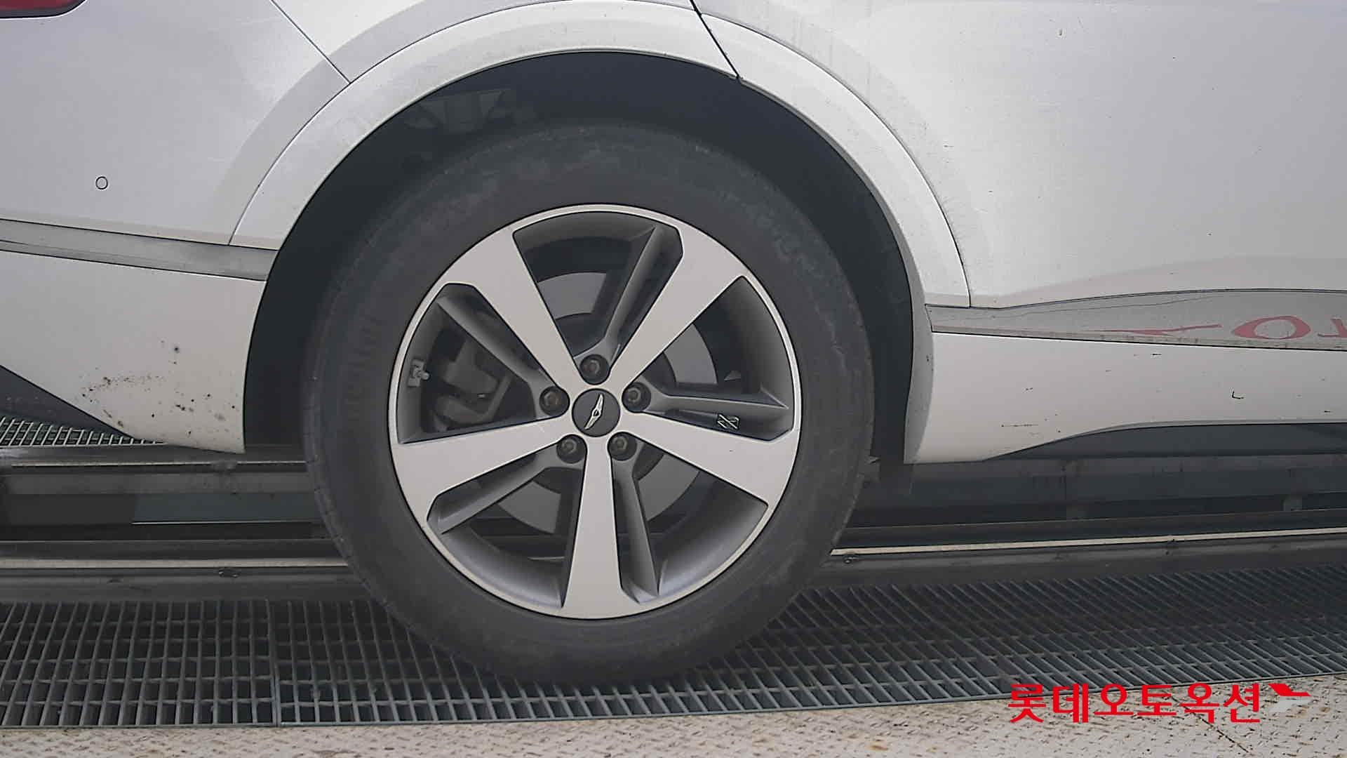 جينيسيس - GV80 | (G) 2.5T 2WD 5Seater 24