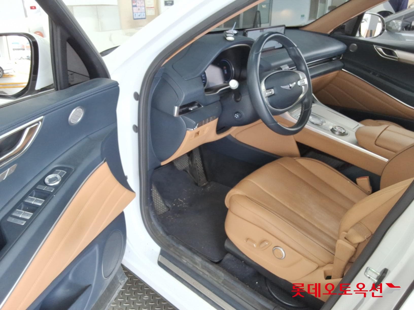 جينيسيس - GV80 | (G) 2.5T 2WD 5Seater 35