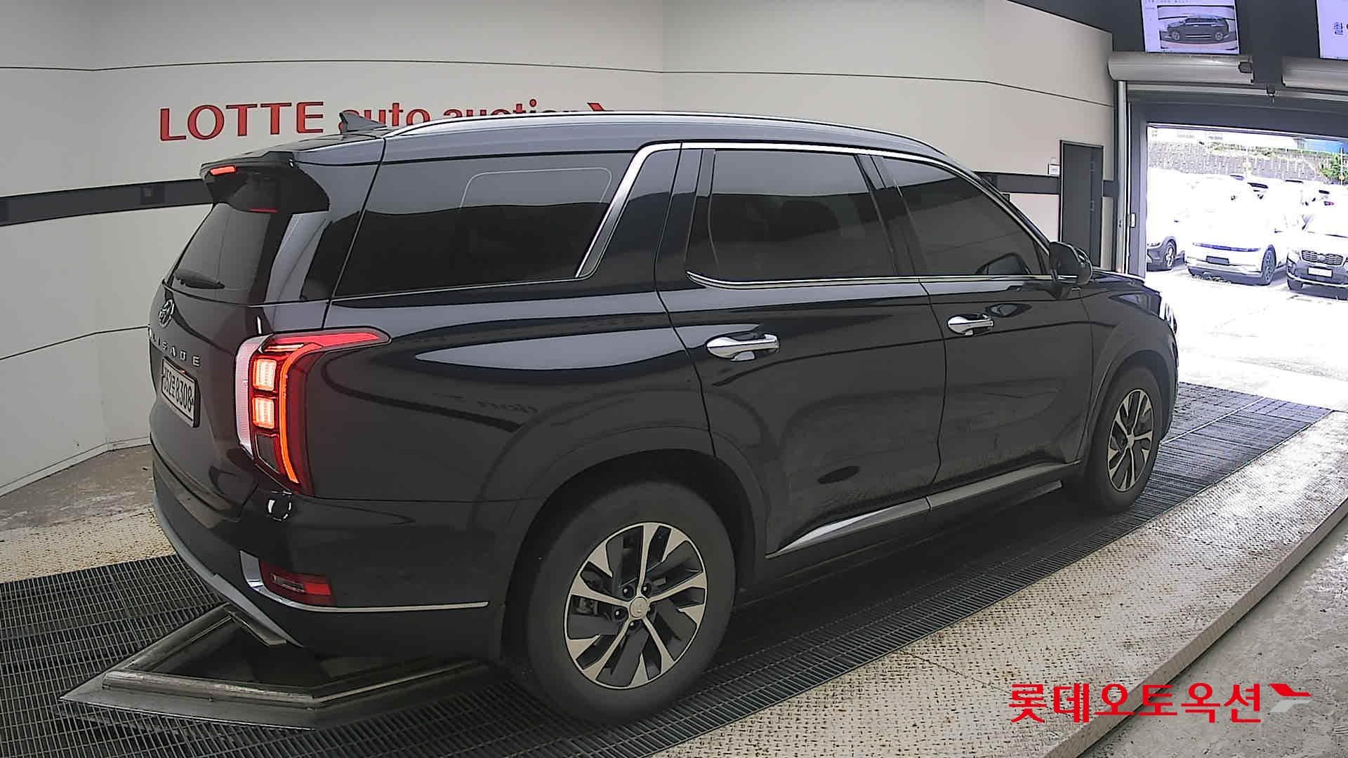 Hyundai - Palisade | (D) 2.2 Exclusive 2WD 8 14