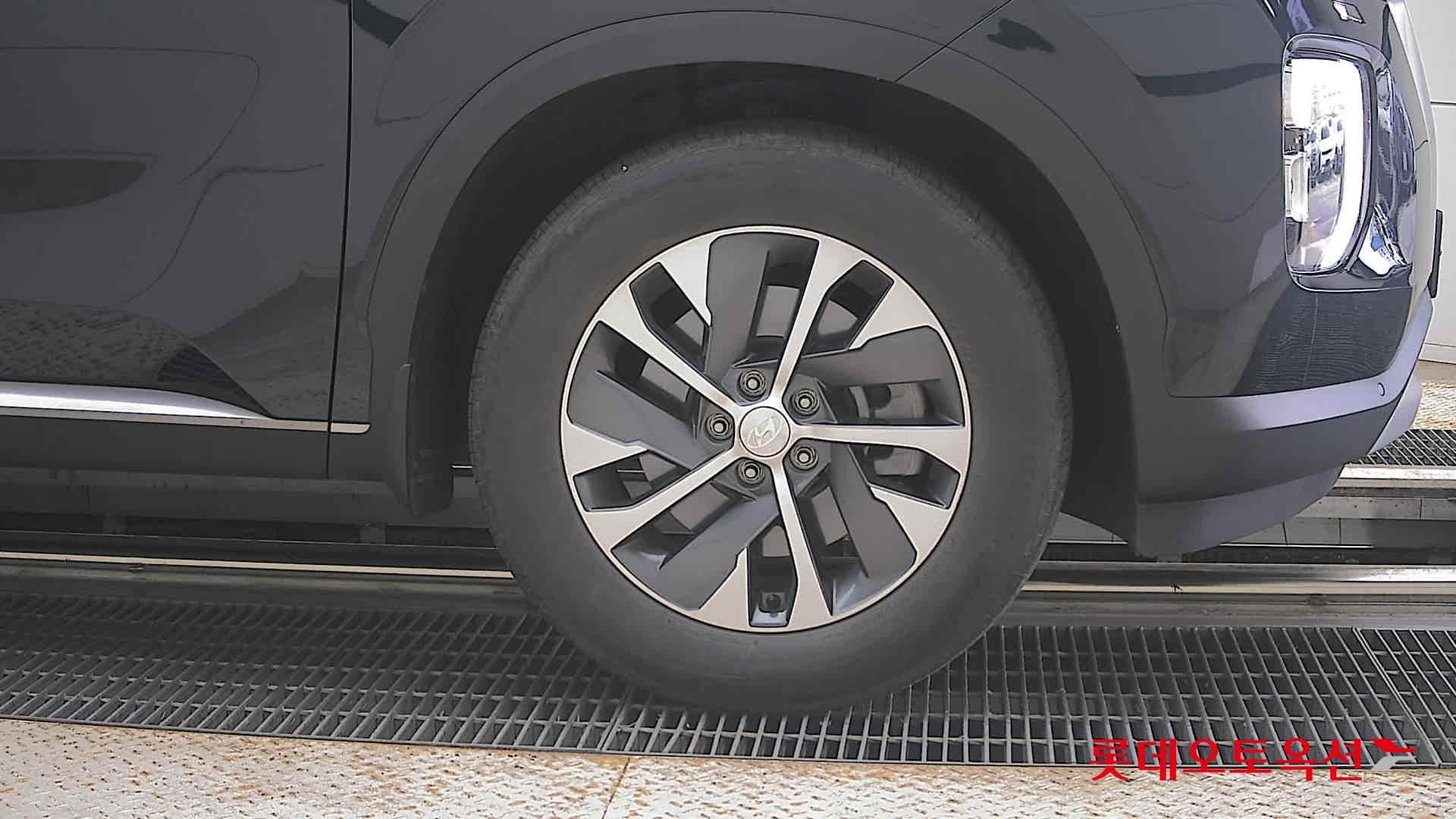 Hyundai - Palisade | (D) 2.2 Exclusive 2WD 8 23