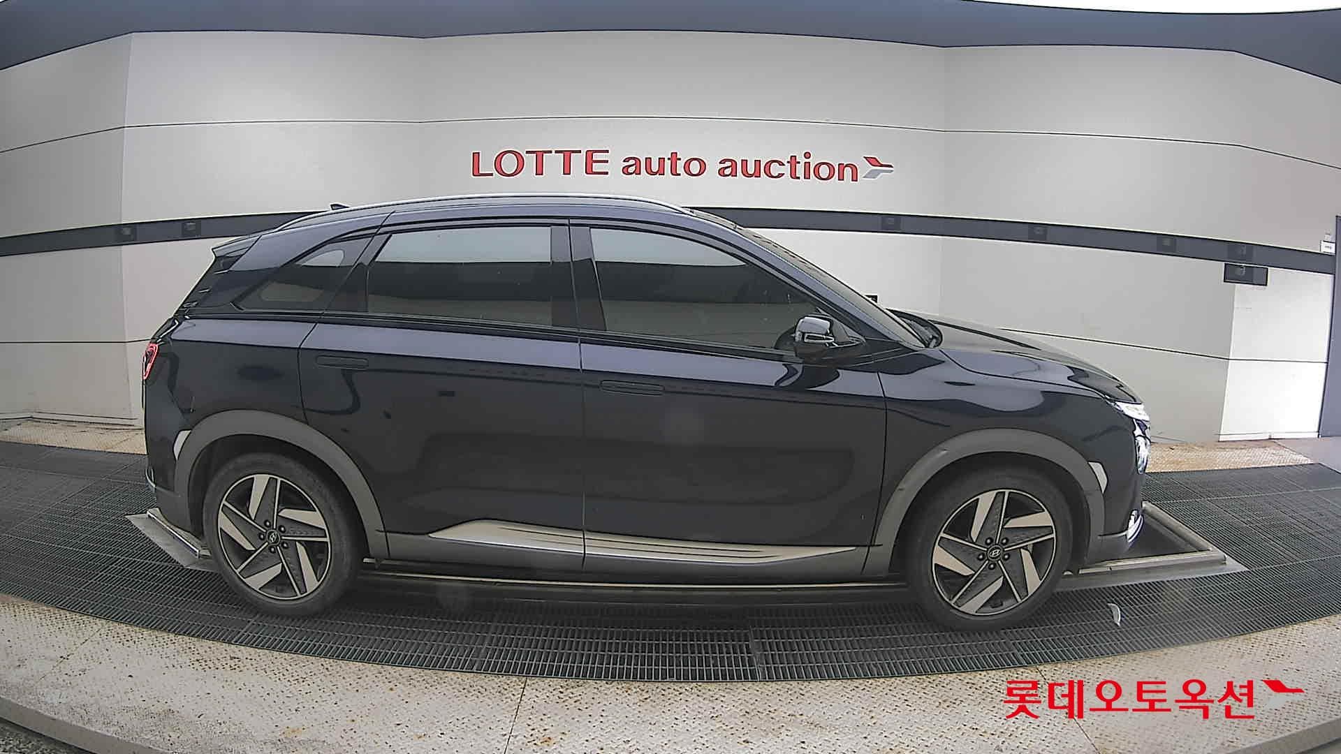 Hyundai - Nexo | (S) PREMIUM 16