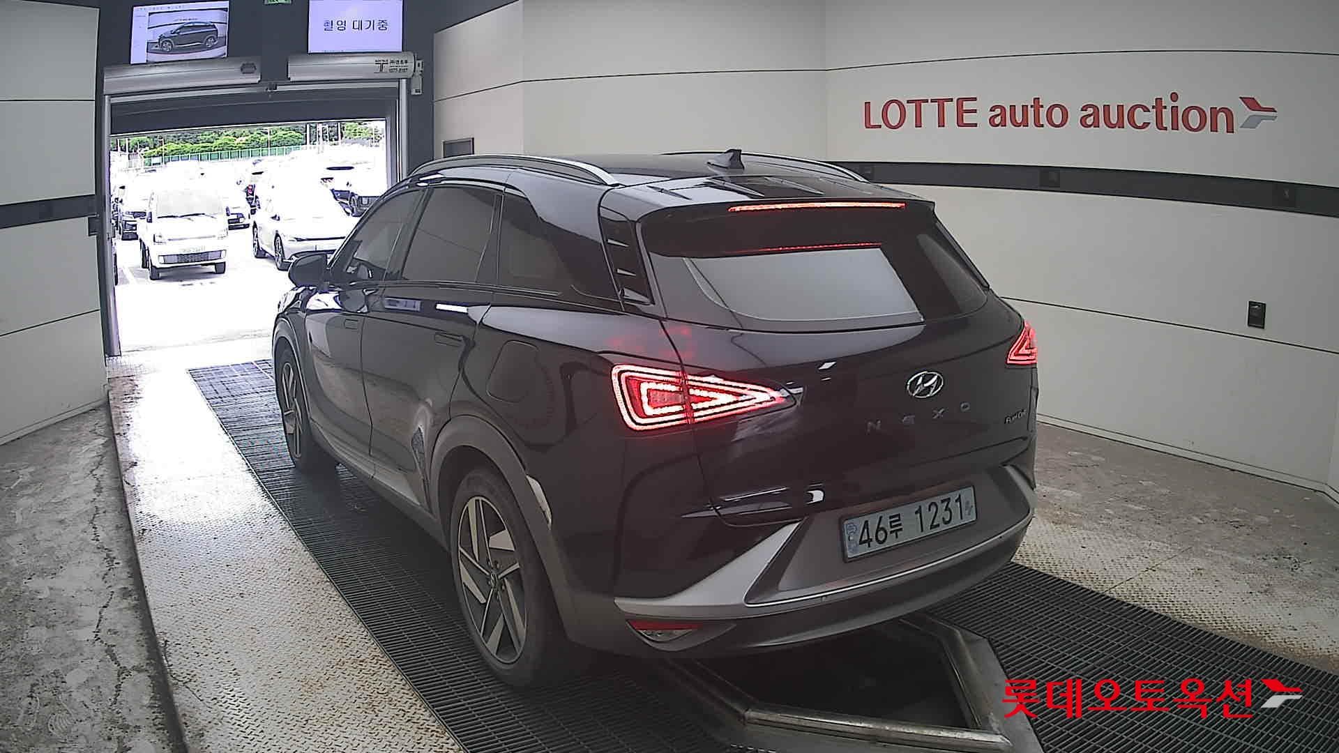 Hyundai - Nexo | (S) PREMIUM 9