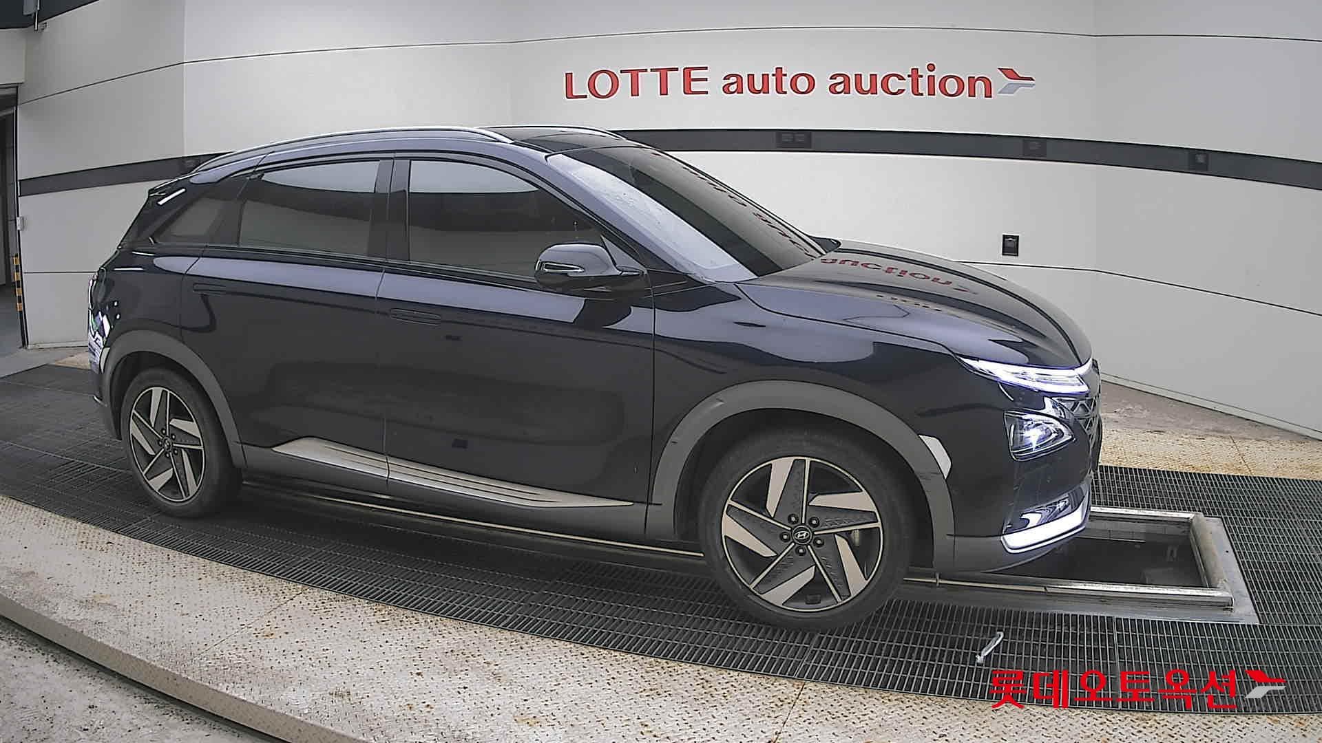 Hyundai - Nexo | (S) PREMIUM 17