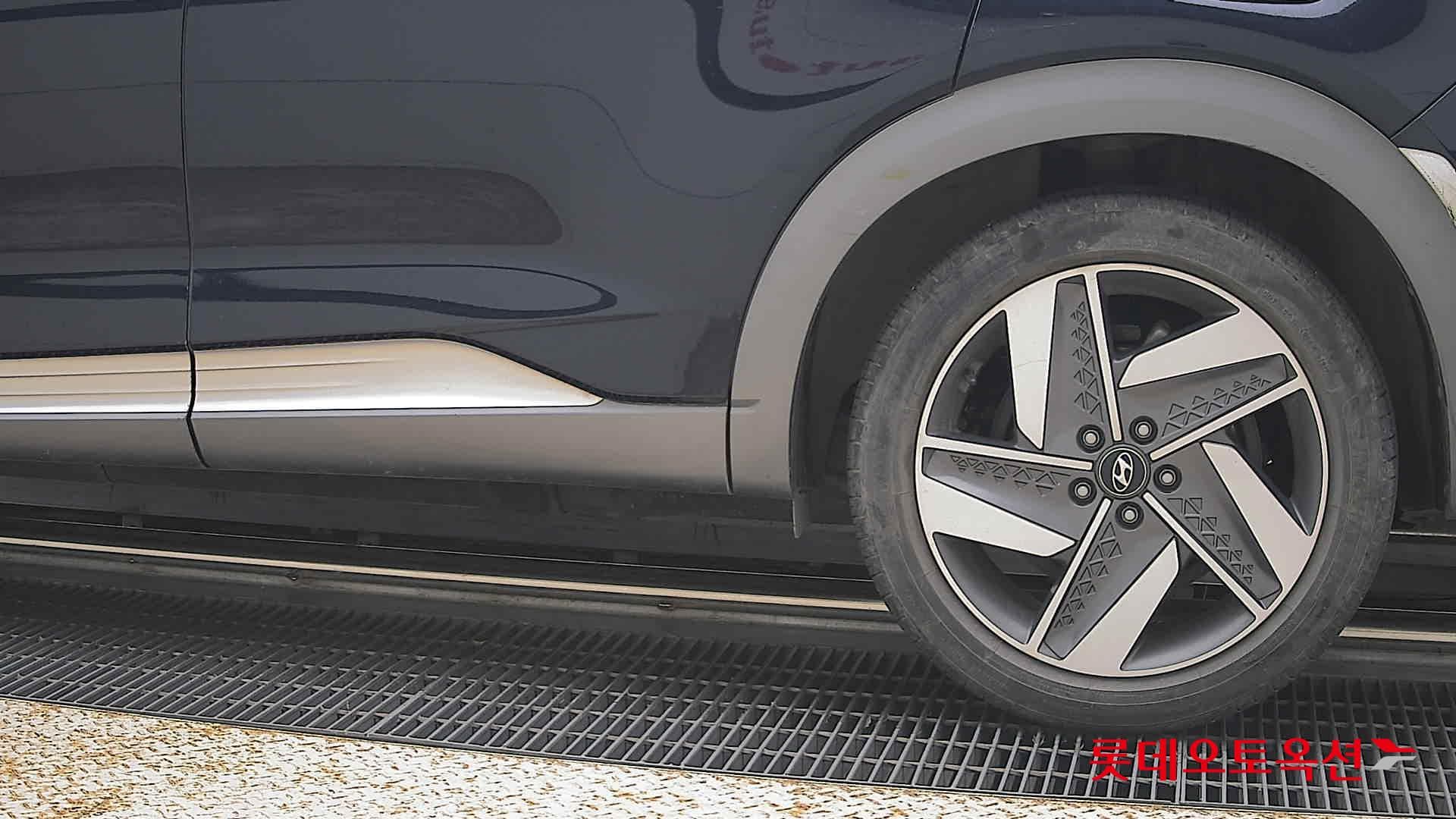 Hyundai - Nexo | (S) PREMIUM 22