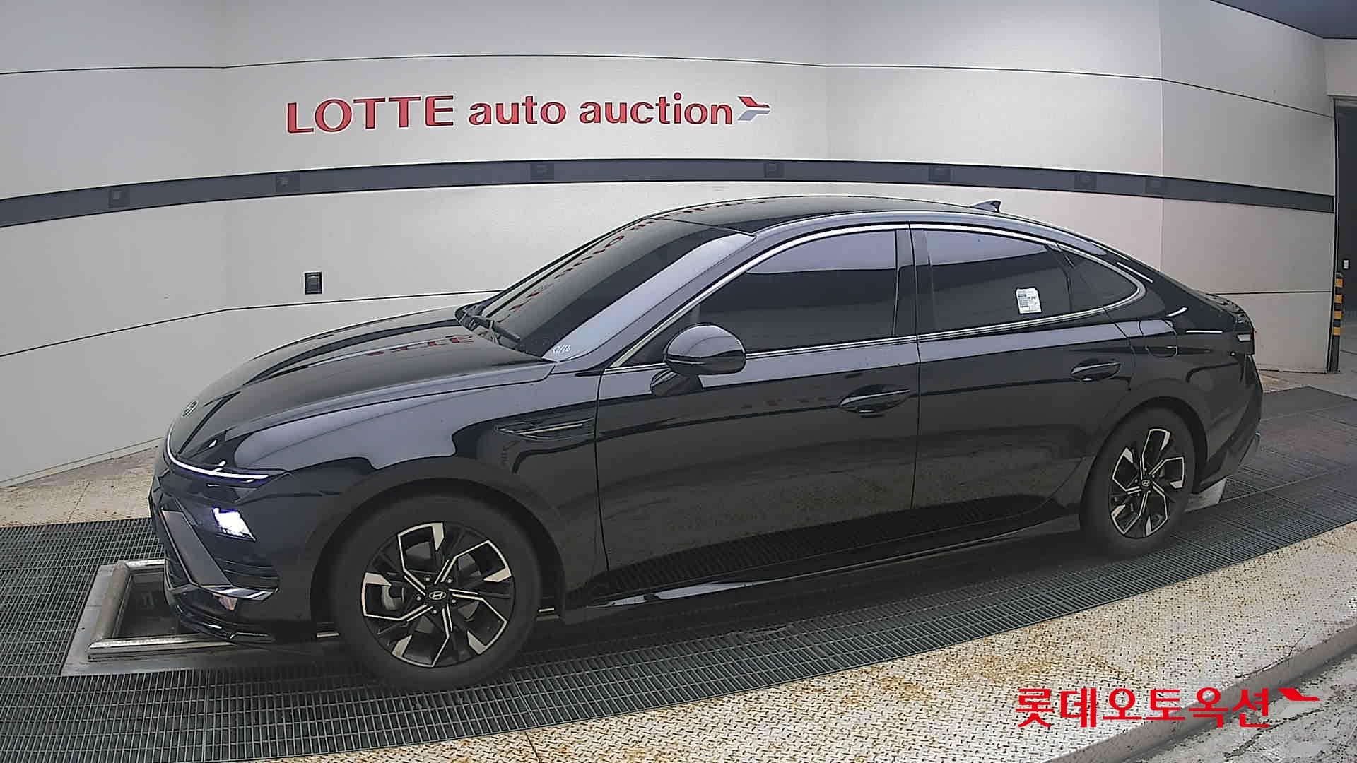 Hyundai - Sonata | DN8 TheEdge (G)2.0 Premium 2WD AT 5