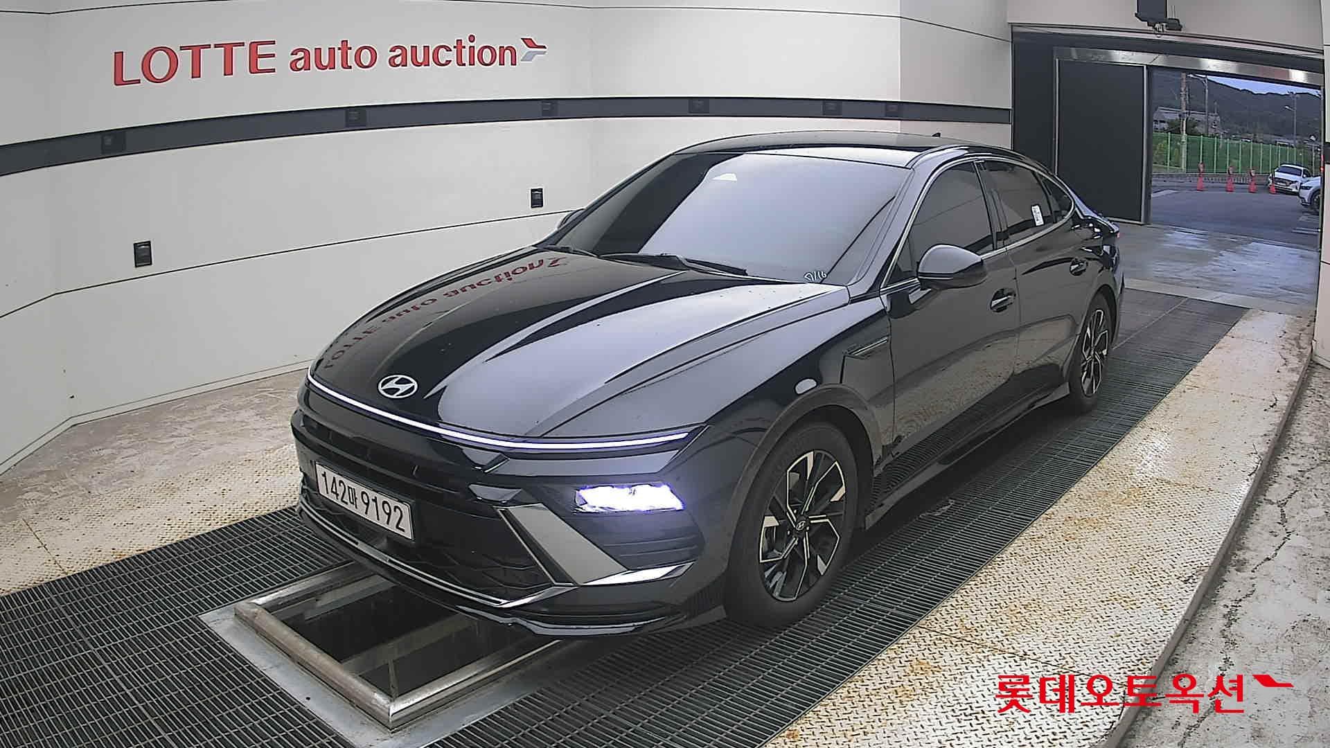 Hyundai - Sonata | DN8 TheEdge (G)2.0 Premium 2WD AT 3