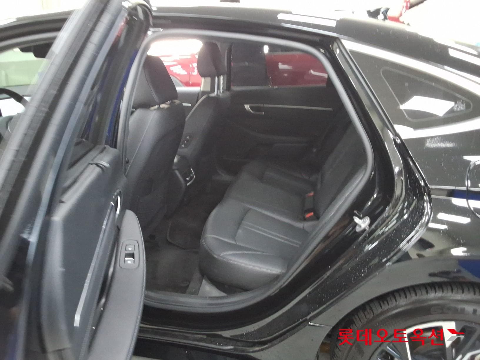 Hyundai - Sonata | DN8 TheEdge (G)2.0 Premium 2WD AT 37