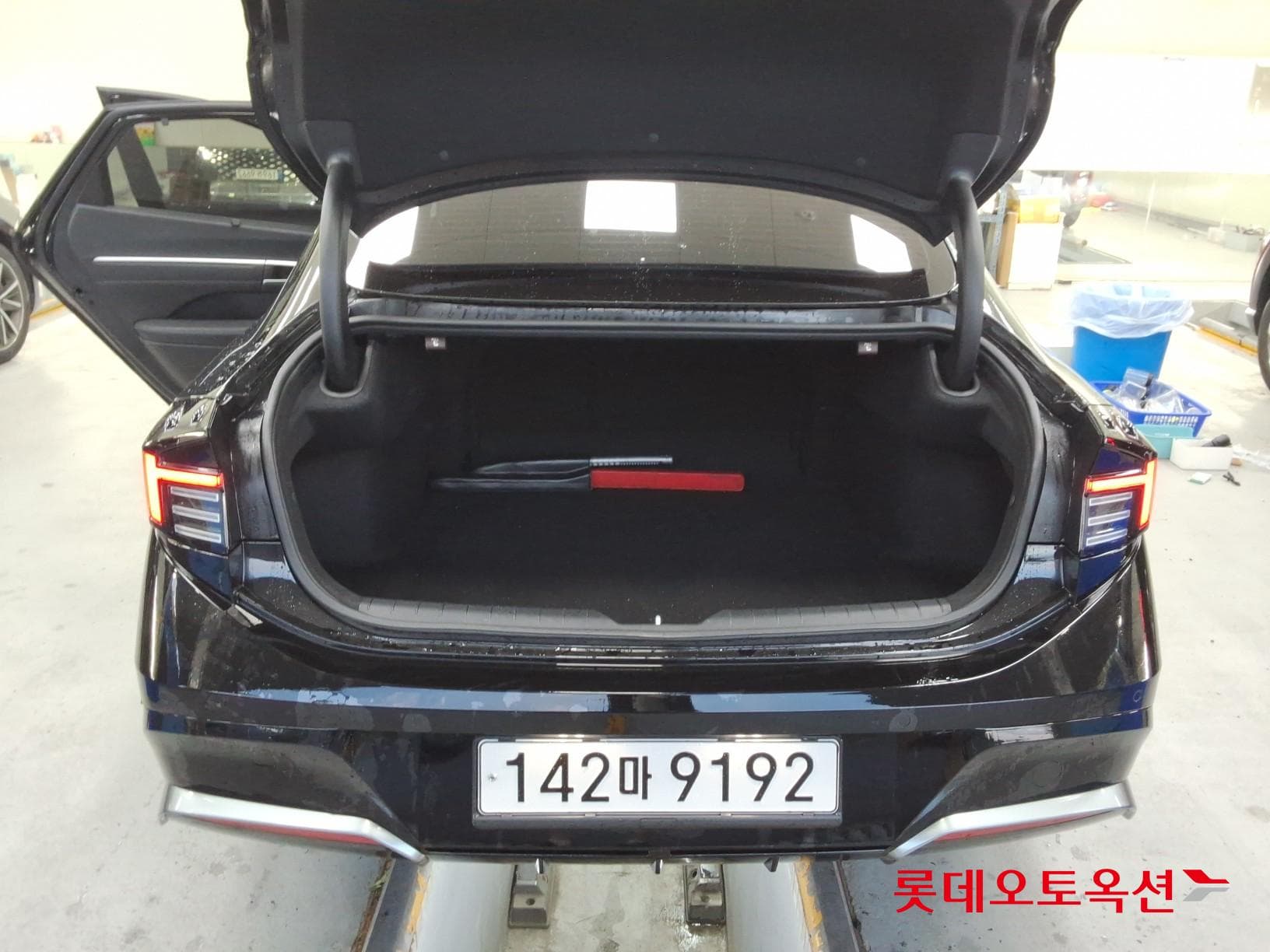 Hyundai - Sonata | DN8 TheEdge (G)2.0 Premium 2WD AT 38