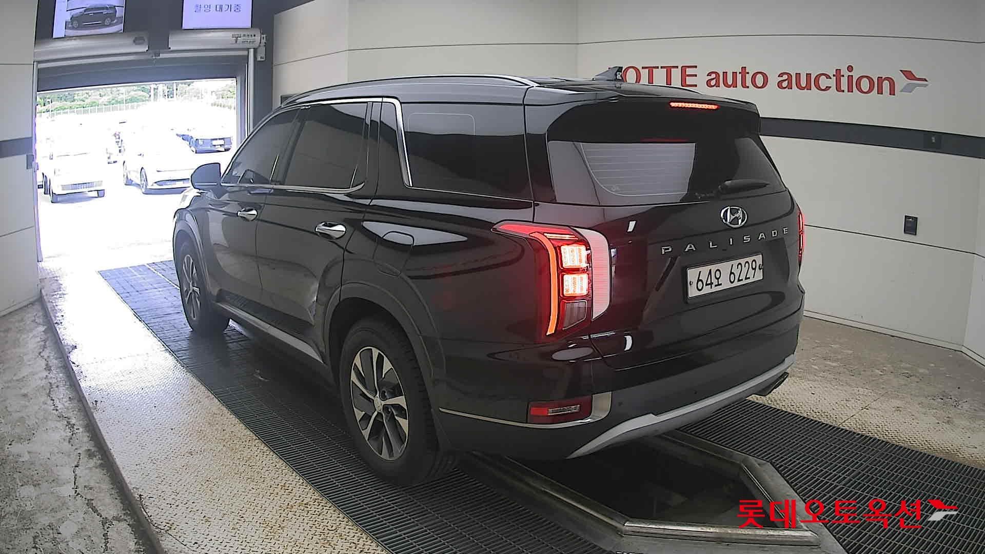 Hyundai - Palisade | (D) 2.2 Exclusive 2WD 7 10