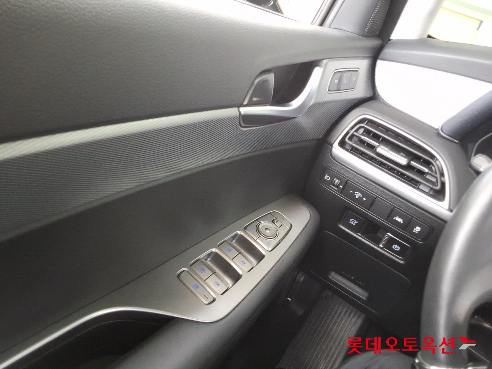Hyundai - Palisade | (D) 2.2 Exclusive 2WD 7 28