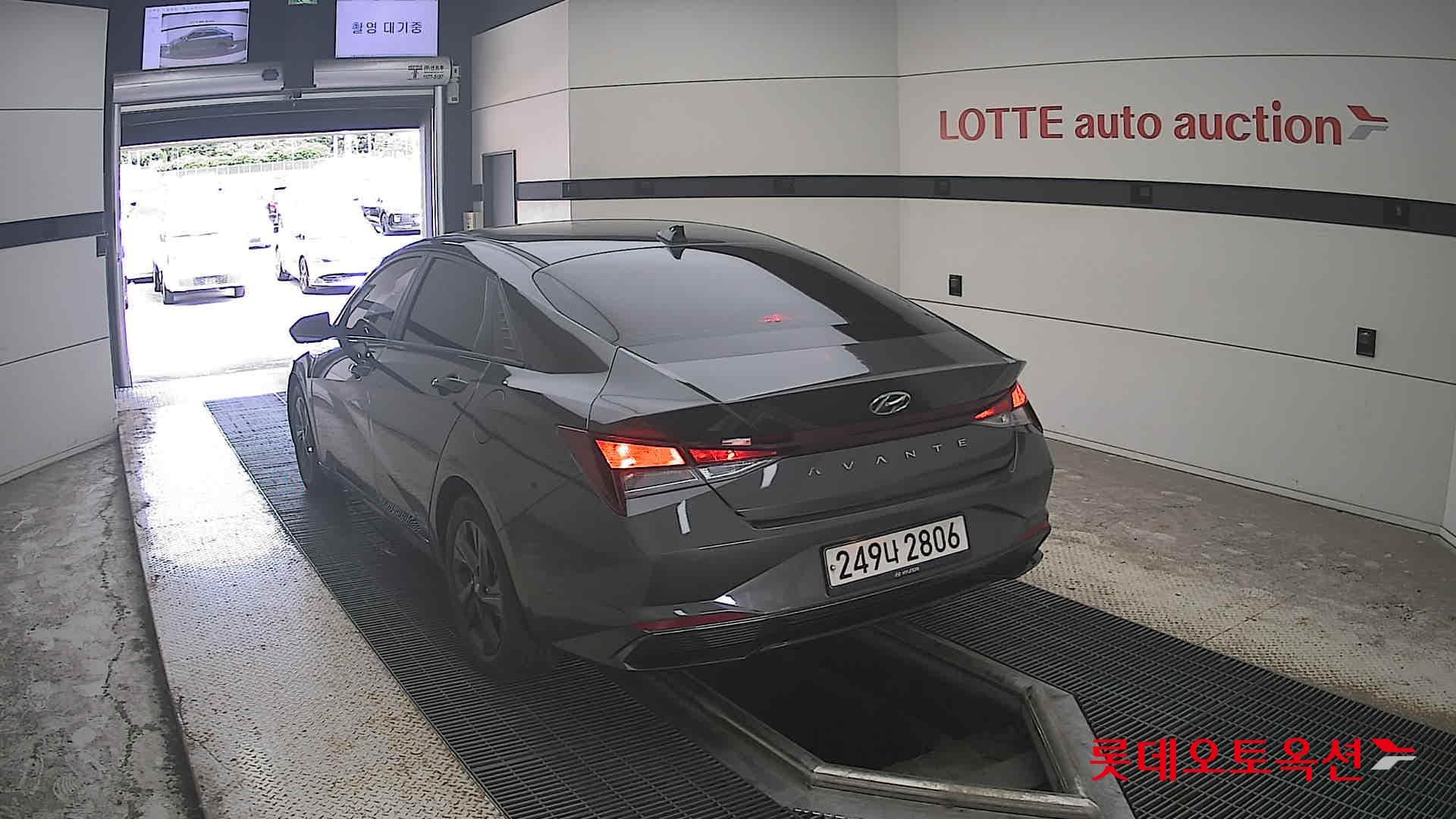 Hyundai - Elantra | ALL NEW (H) 1.6 SMART 9