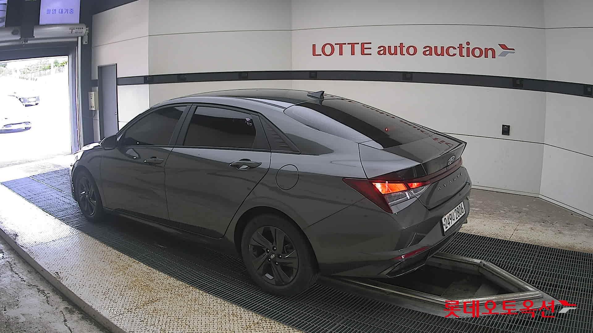 Hyundai - Elantra | ALL NEW (H) 1.6 SMART 8
