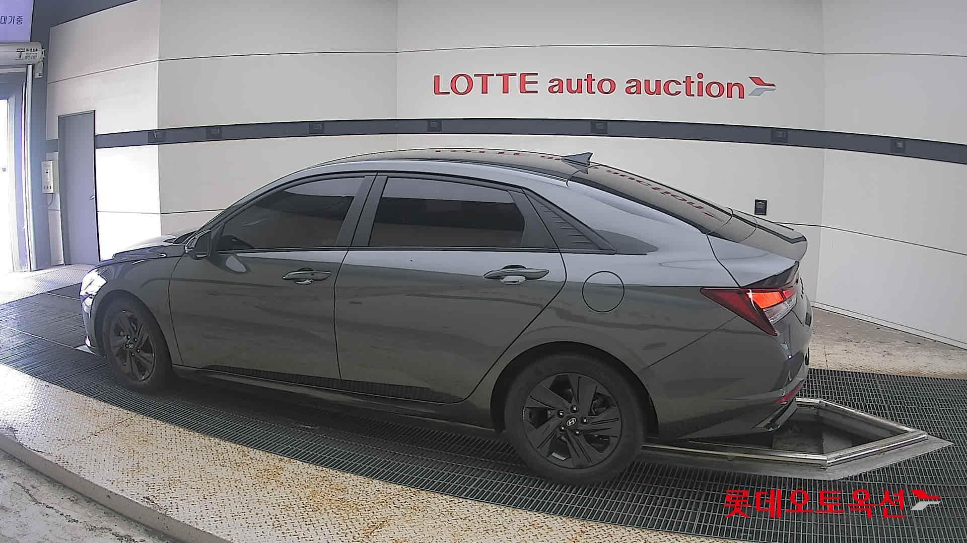 Hyundai - Elantra | ALL NEW (H) 1.6 SMART 7