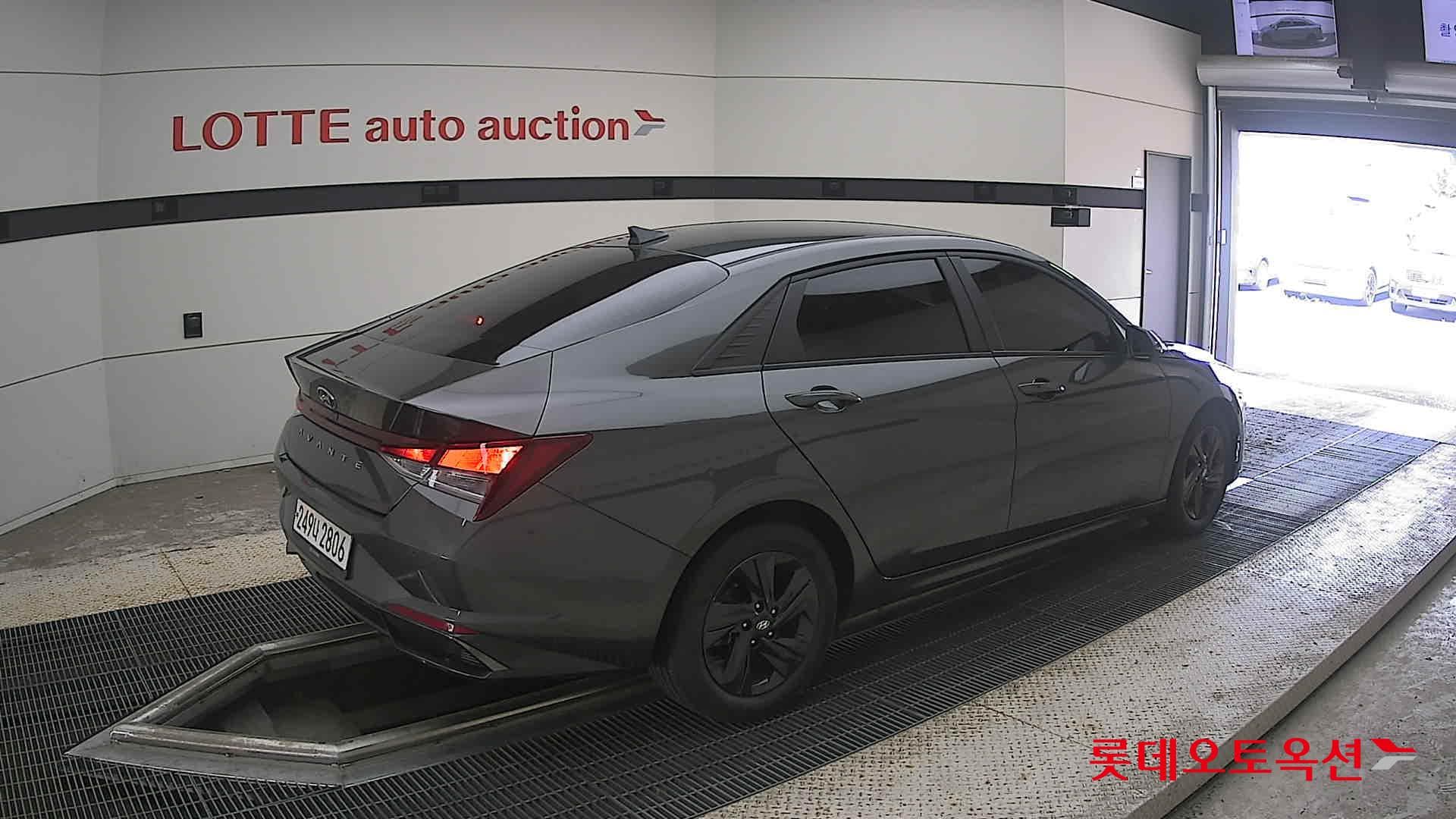 Hyundai - Elantra | ALL NEW (H) 1.6 SMART 14