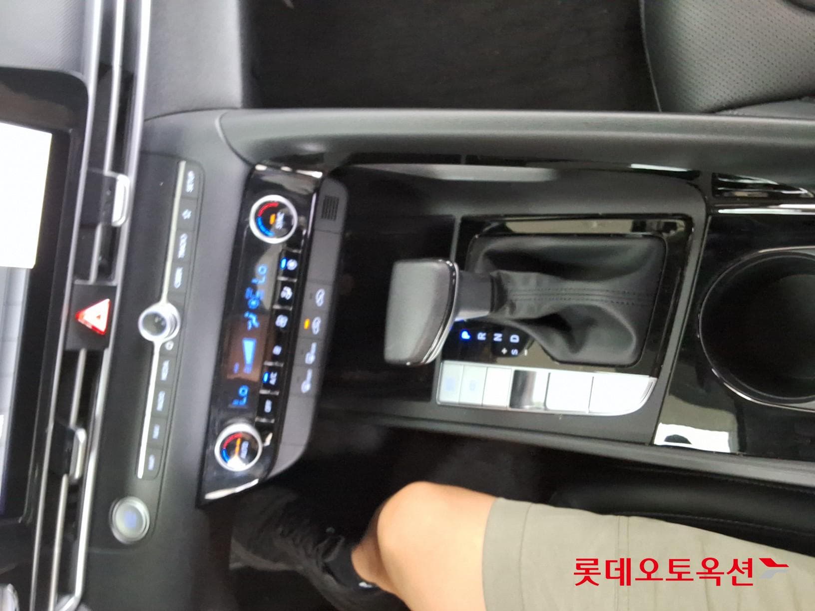 Hyundai - Elantra | ALL NEW (H) 1.6 SMART 31