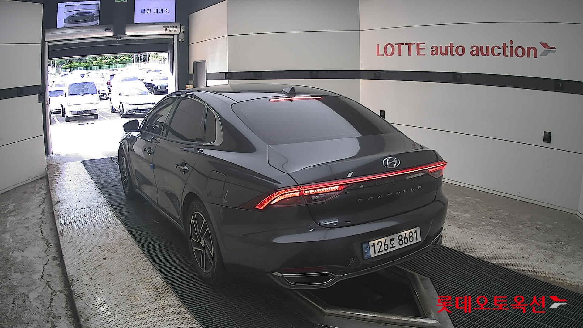Hyundai - Grandeur | THE NEW (G) 2.5 Premium 9