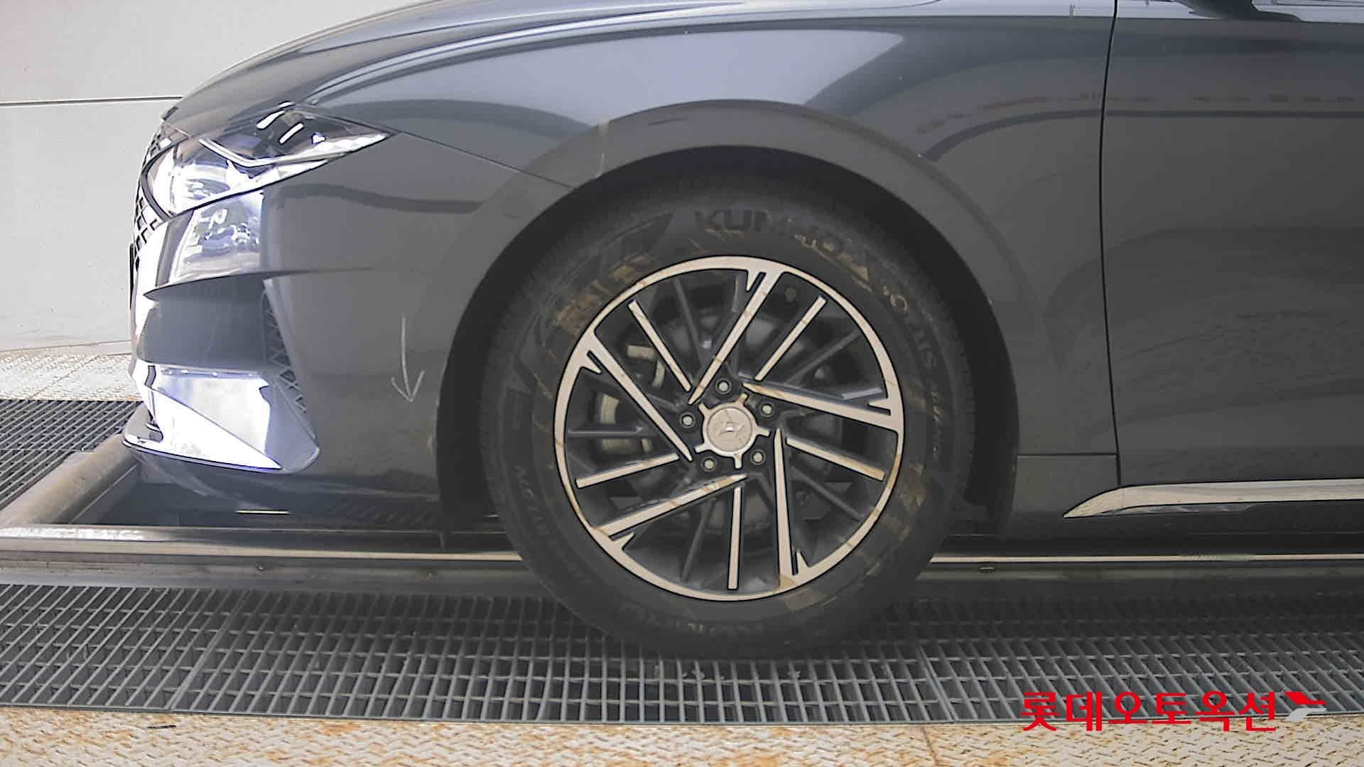 Hyundai - Grandeur | THE NEW (G) 2.5 Premium 21