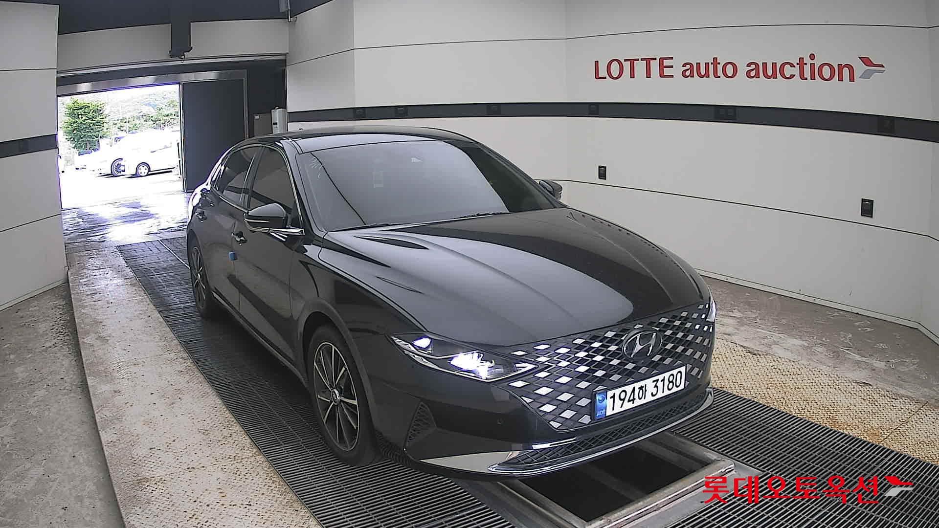 Hyundai - Grandeur | THE NEW (G) 2.5 20