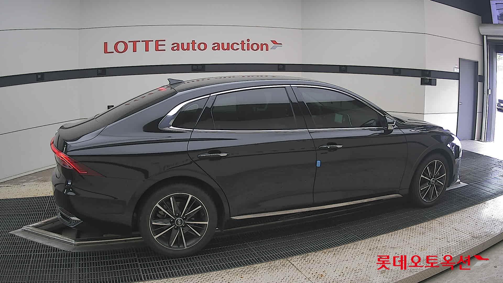 Hyundai - Grandeur | THE NEW (G) 2.5 15