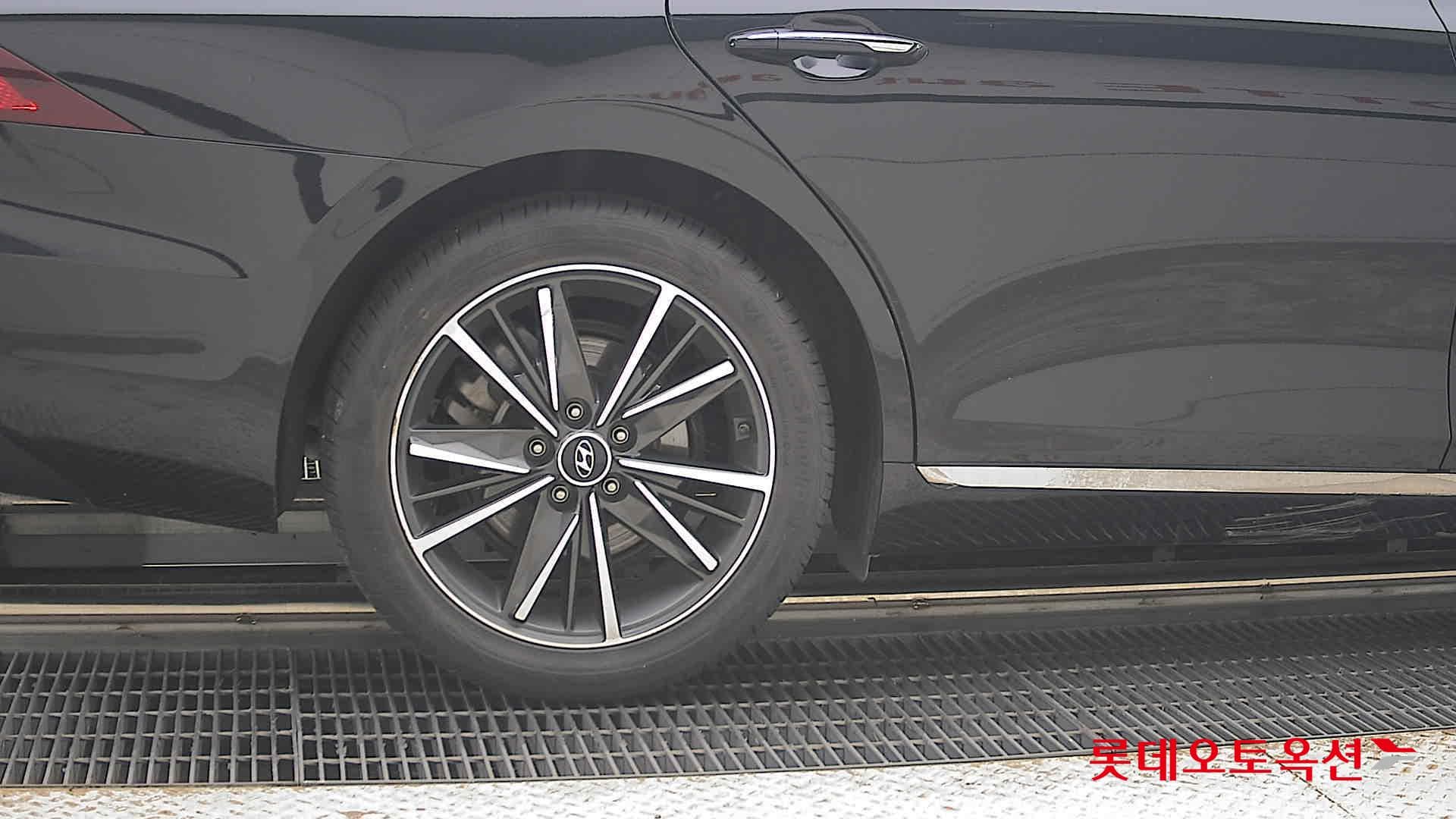 Hyundai - Grandeur | THE NEW (G) 2.5 24