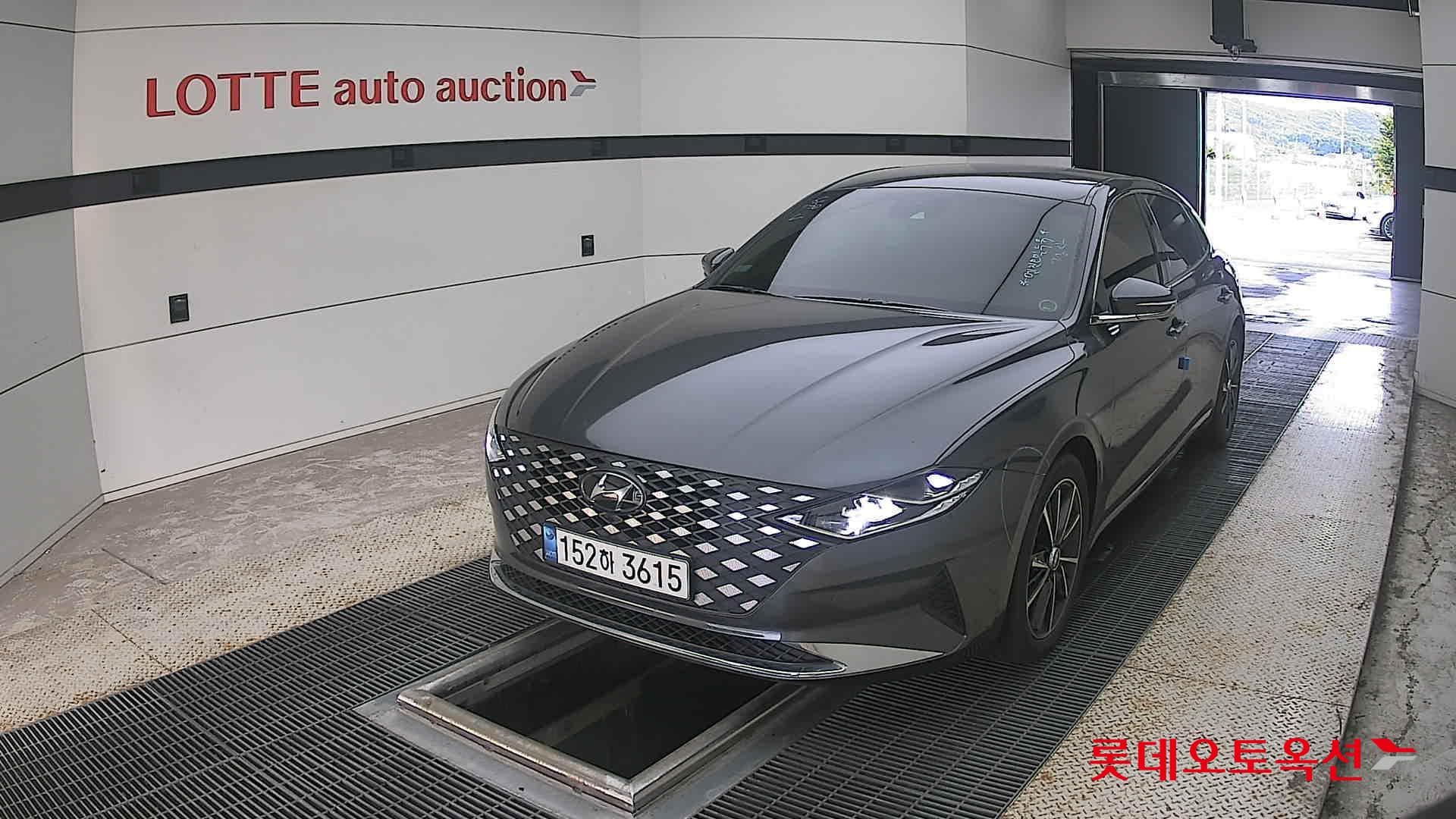 Hyundai - Grandeur | THE NEW (G) 2.5 Exclusive 2