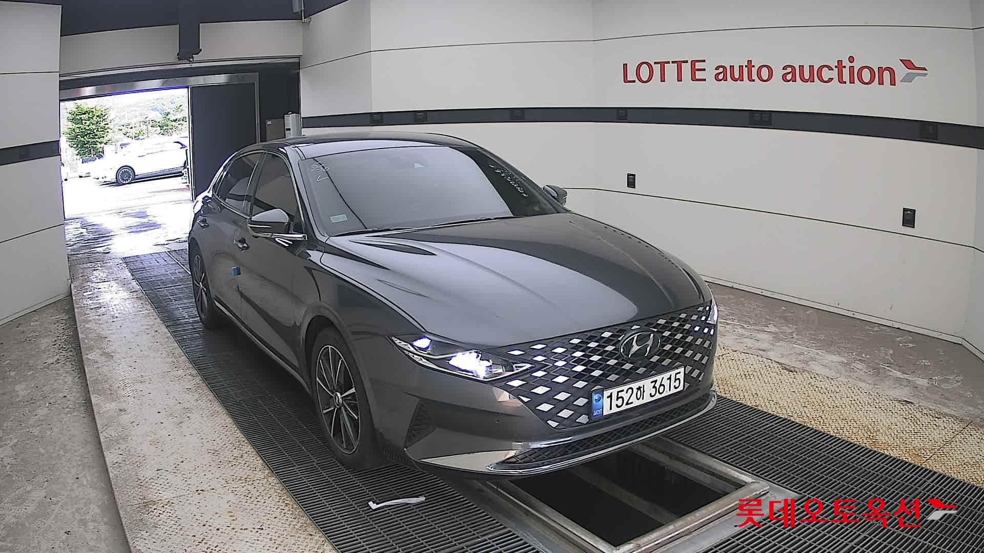 Hyundai - Grandeur | THE NEW (G) 2.5 Exclusive 20