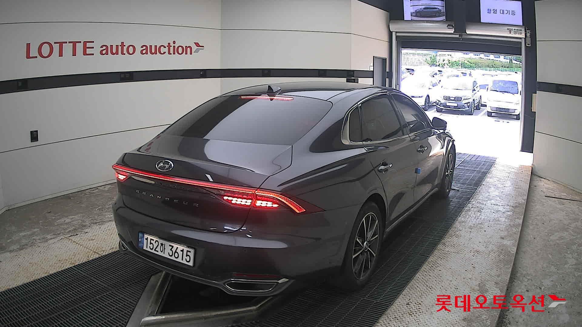 Hyundai - Grandeur | THE NEW (G) 2.5 Exclusive 13