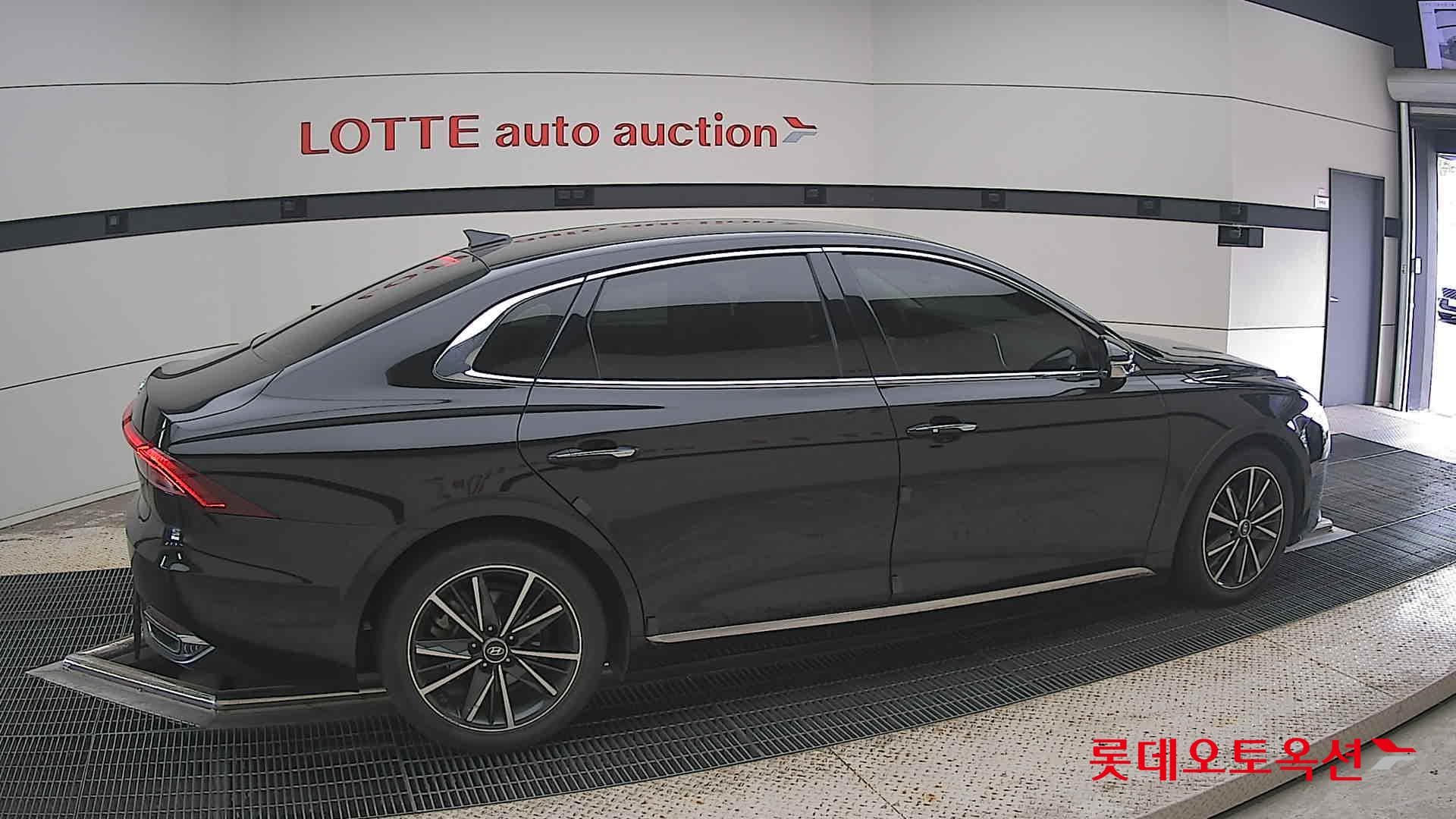 Hyundai - Grandeur | THE NEW (G) 2.5 15