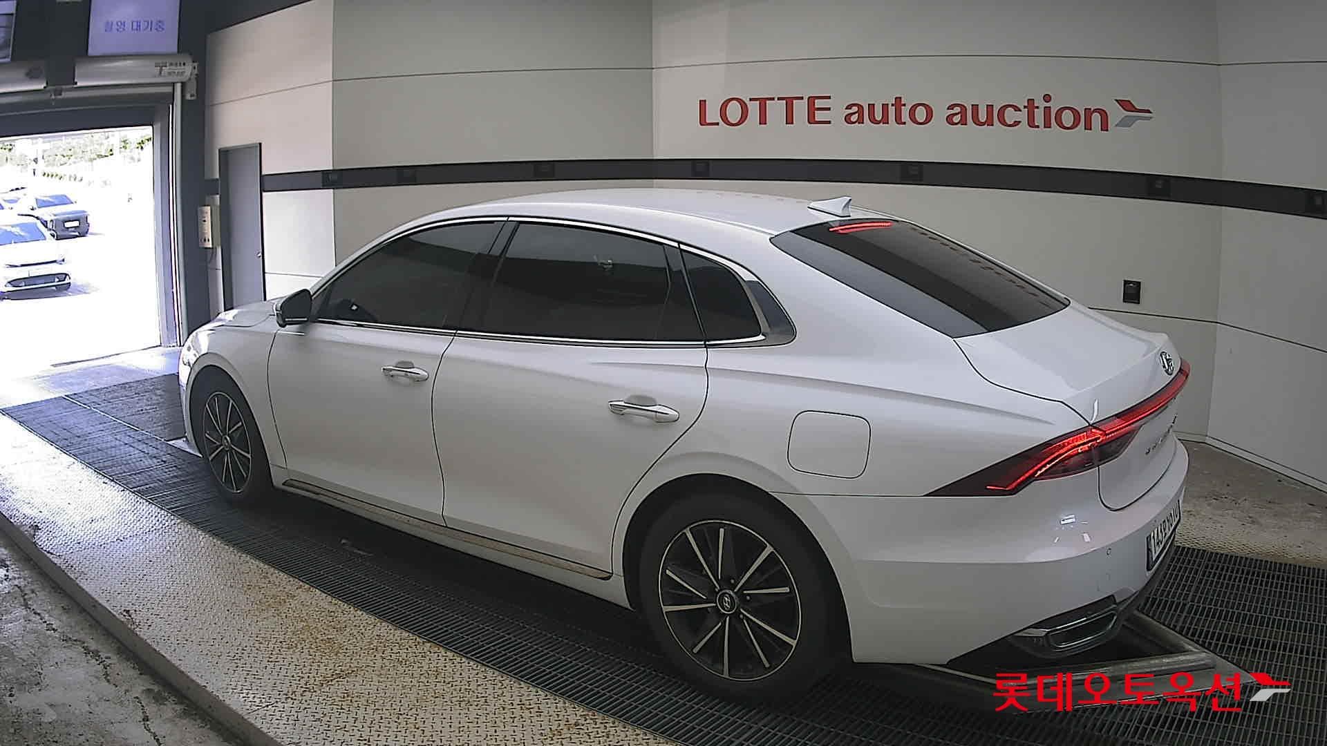 Hyundai - Грандер | THE NEW (G) 2.5 8