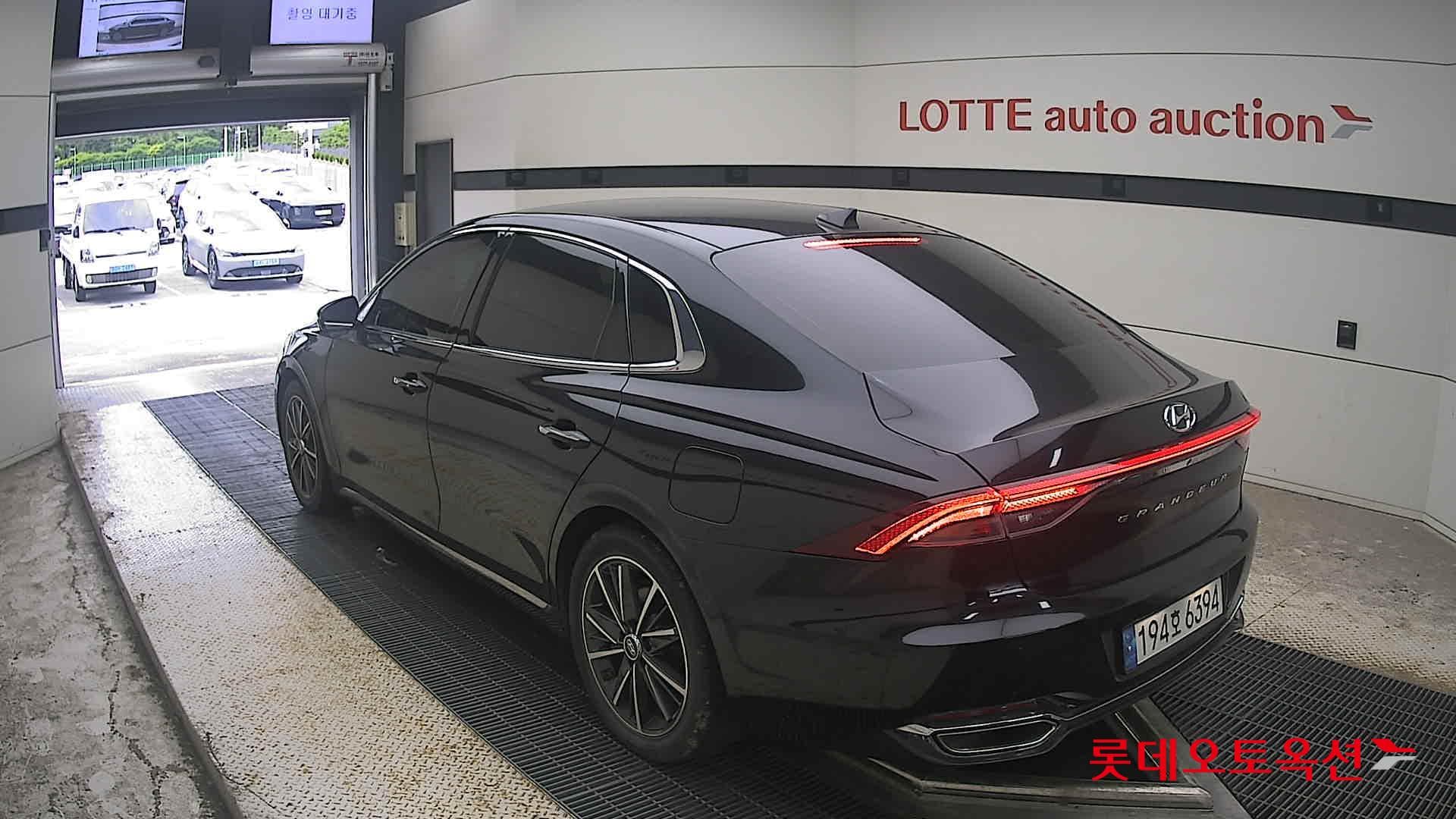 Hyundai - Grandeur | THE NEW (G) 2.5 10