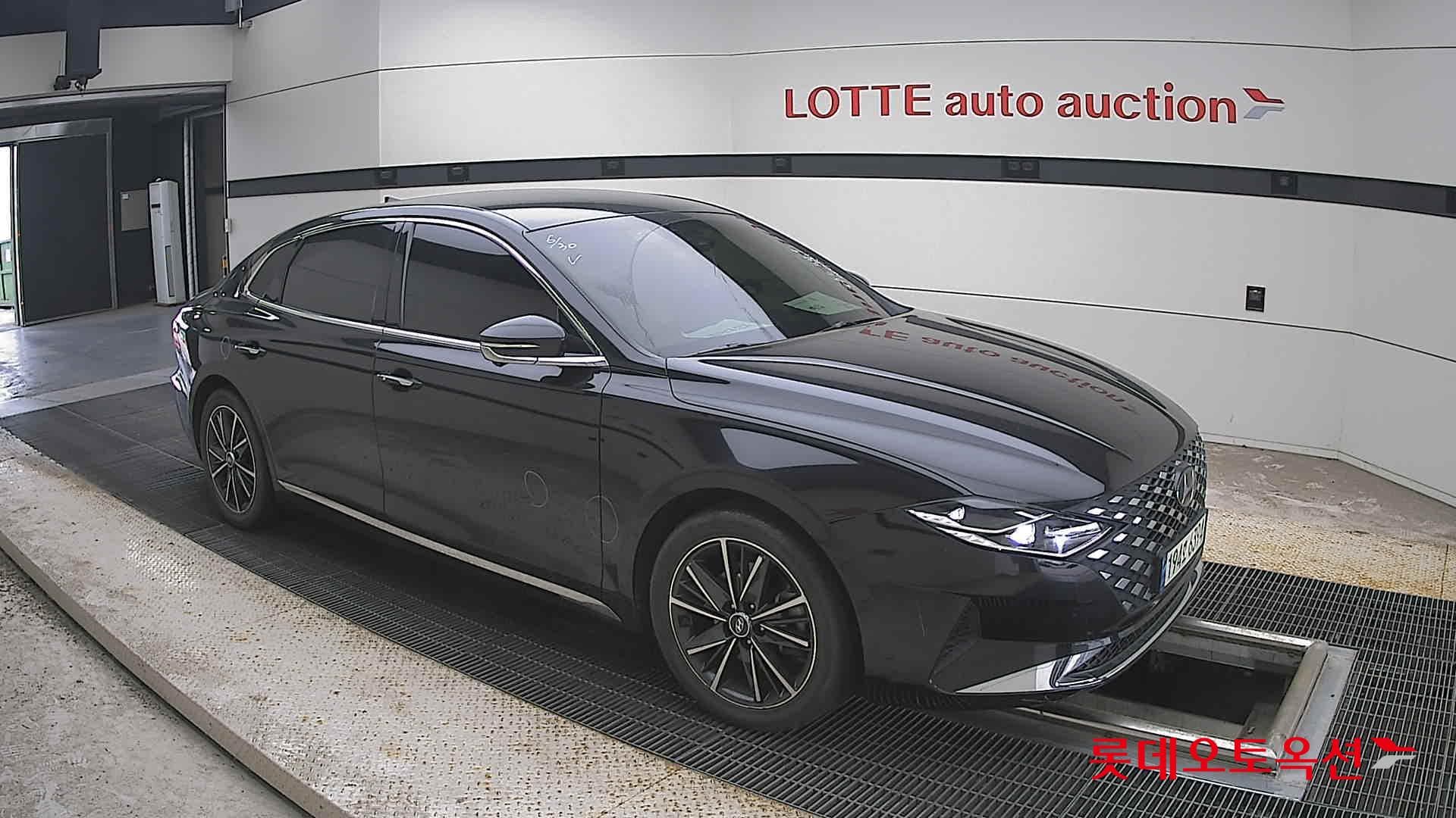 Hyundai - Grandeur | THE NEW (G) 2.5 18