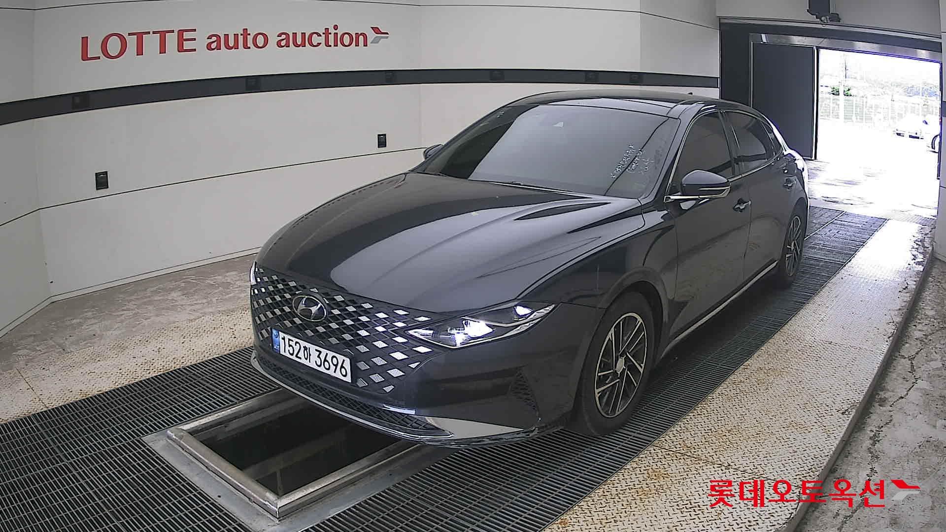Hyundai - Grandeur | THE NEW (G) 2.5 Premium 3