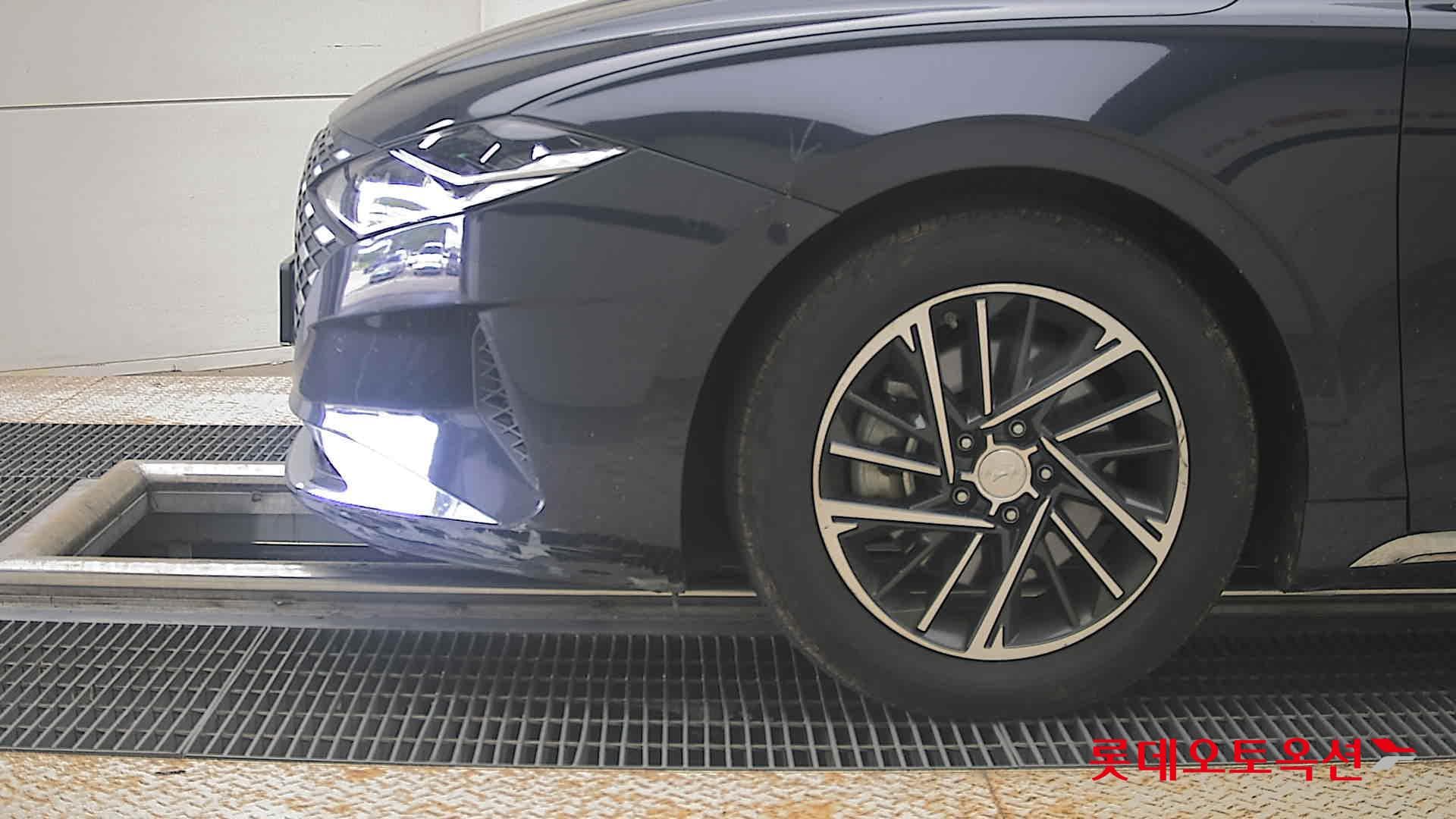 Hyundai - Grandeur | THE NEW (G) 2.5 Premium 21