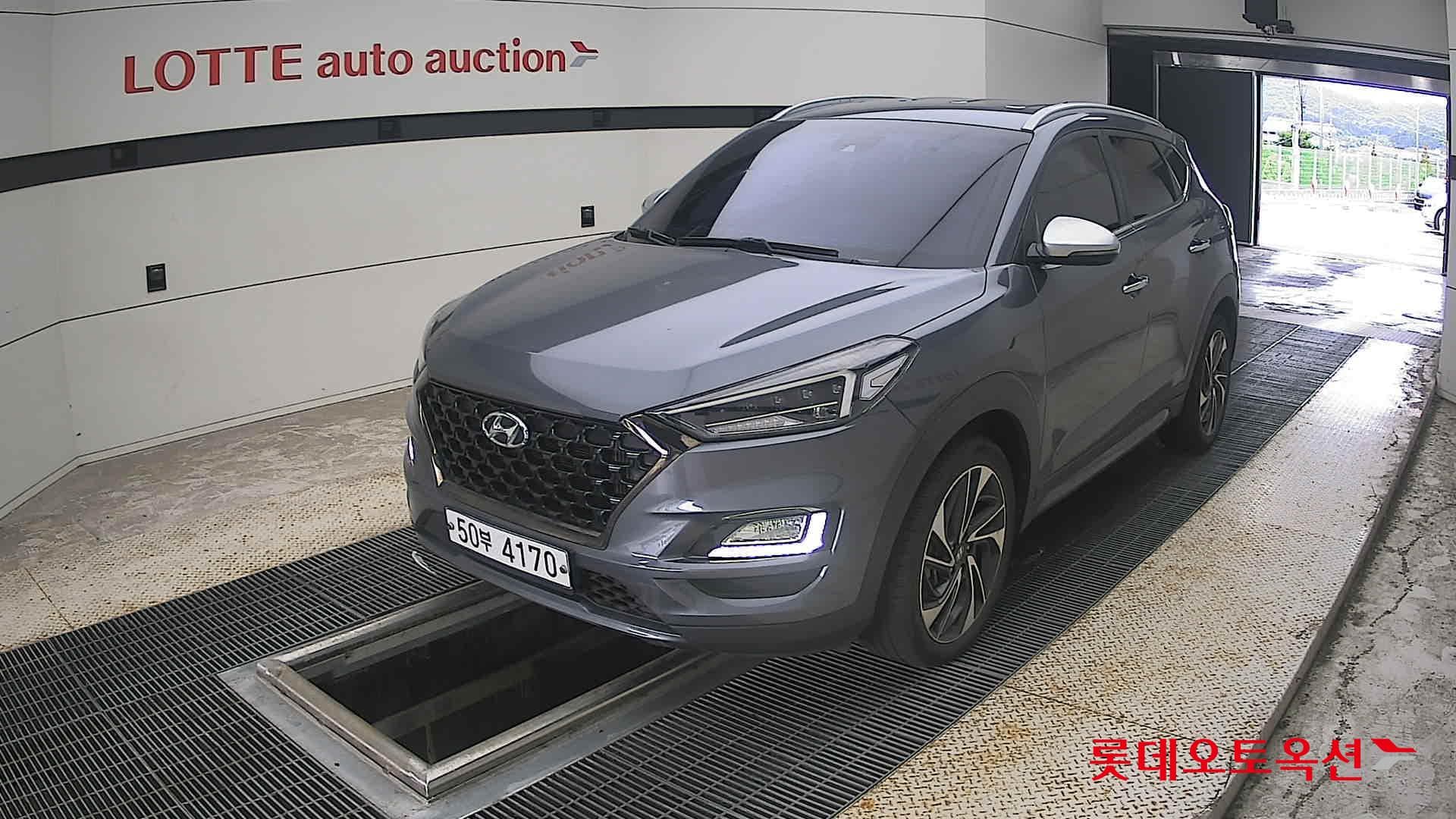 Hyundai - Tucson | (D) 2.0 Edition 2WD 3