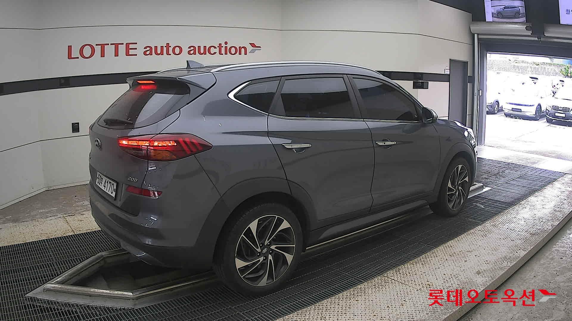 Hyundai - Tucson | (D) 2.0 Edition 2WD 14