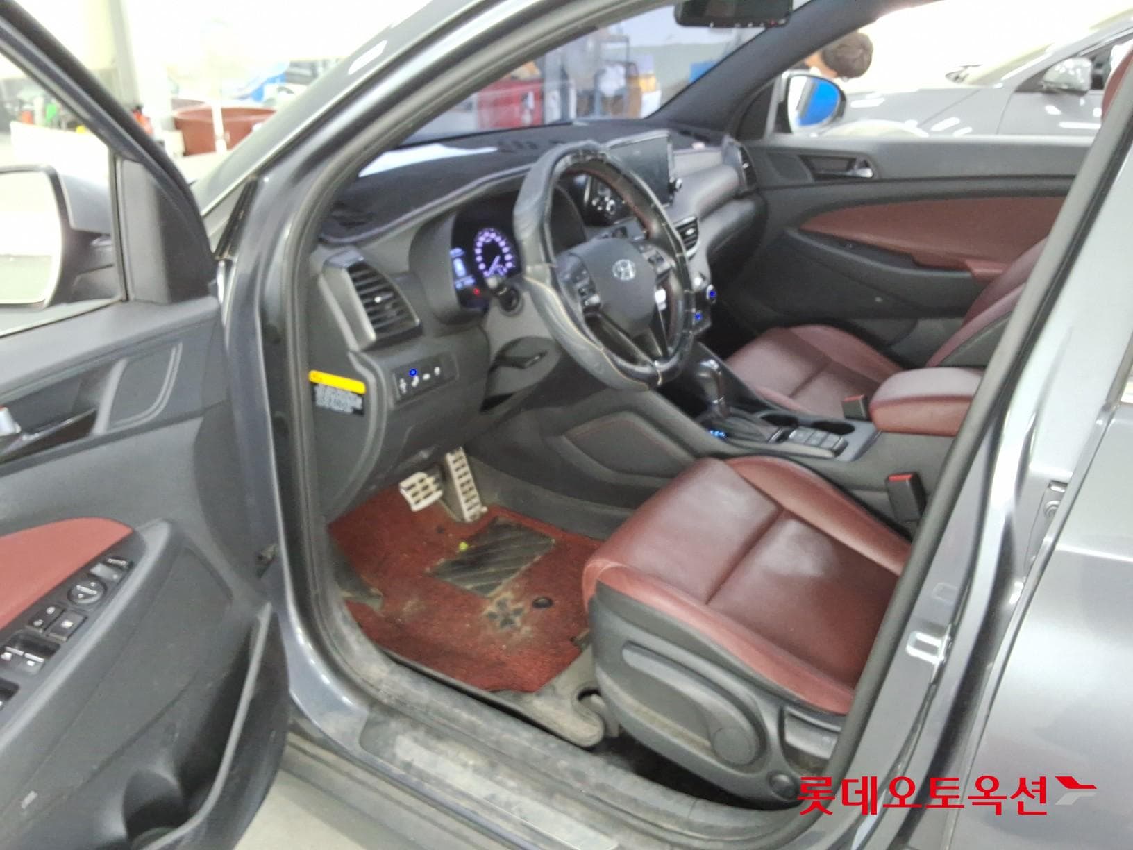 Hyundai - Tucson | (D) 2.0 Edition 2WD 34