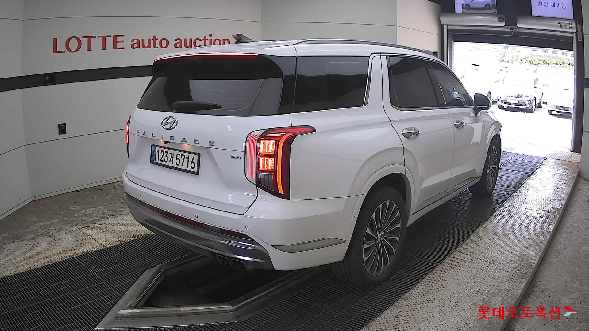 Hyundai - Palisade | (G)3.8 8 4WD AT 12