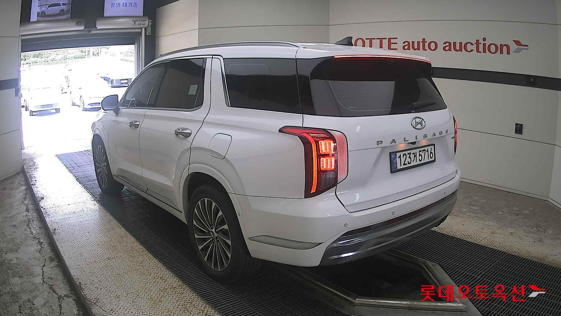 Hyundai - Palisade | (G)3.8 8 4WD AT 10
