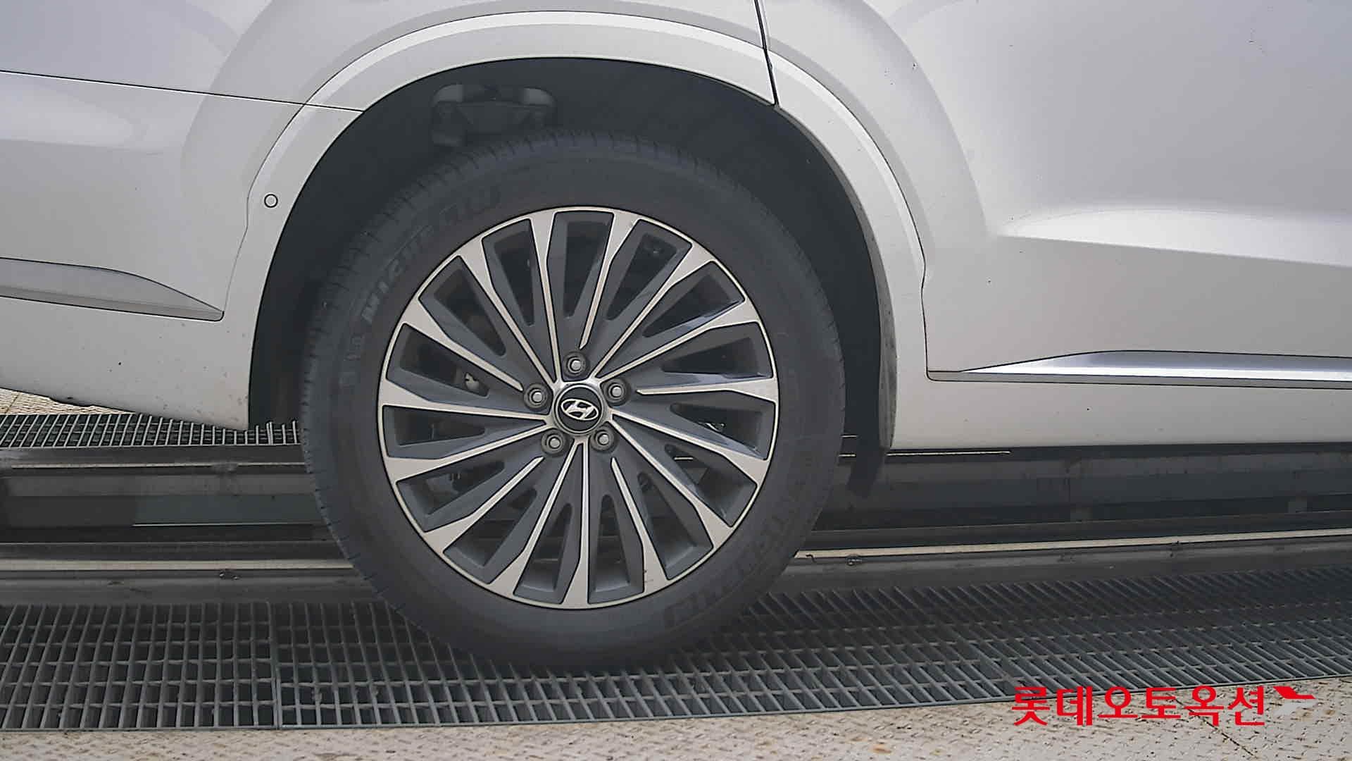 Hyundai - Palisade | (G)3.8 8 4WD AT 24
